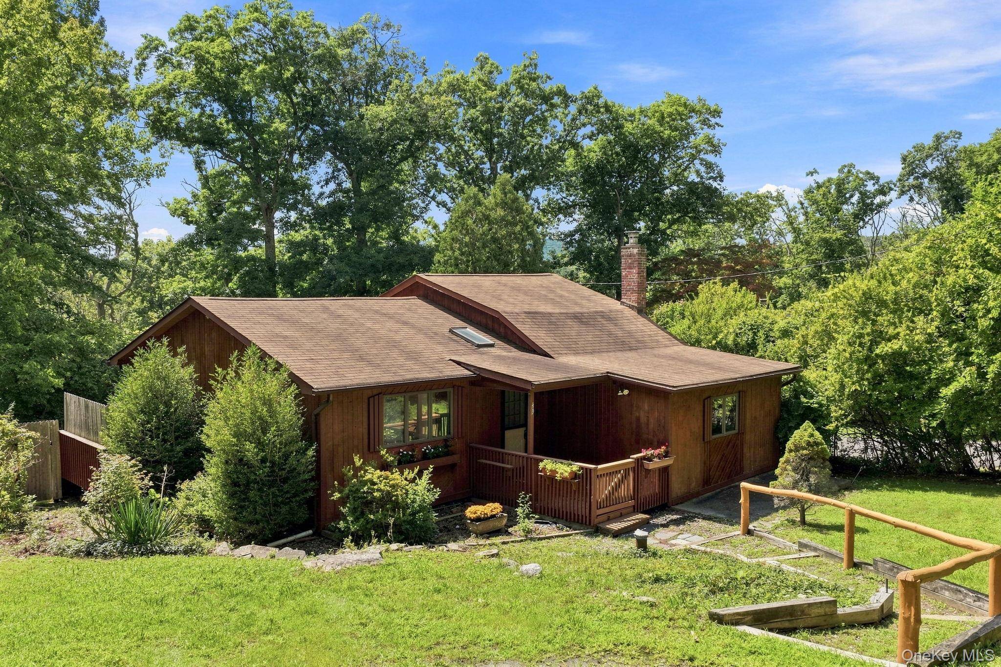 49 Maple TRL, Wurtsboro, NY 12790