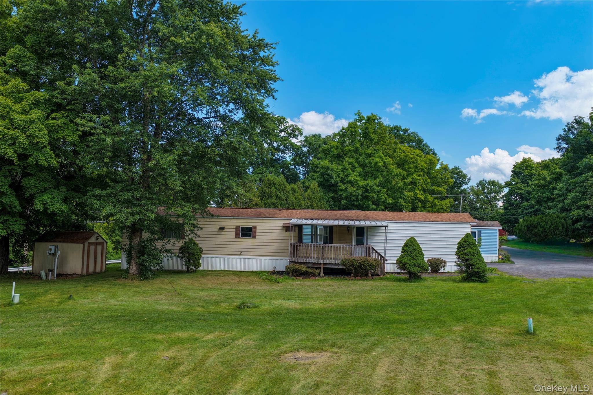 3 Kelloggs CT, Catskill, NY 12451