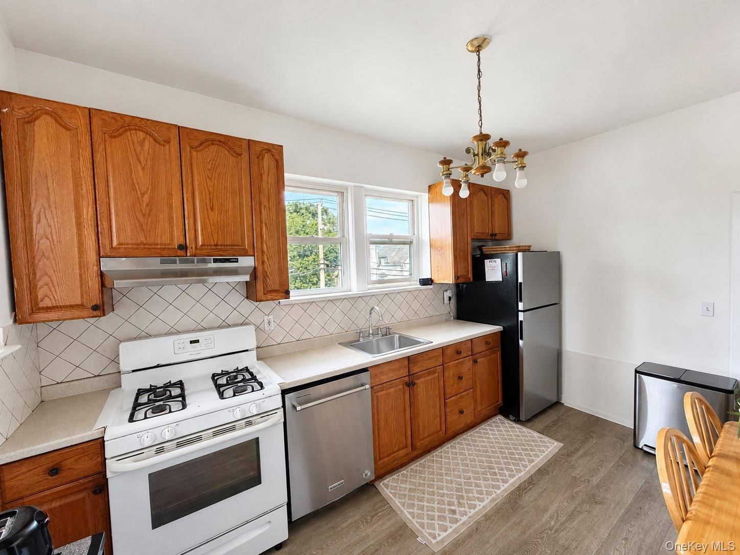 1 Davis AVE, New Rochelle, NY 10805