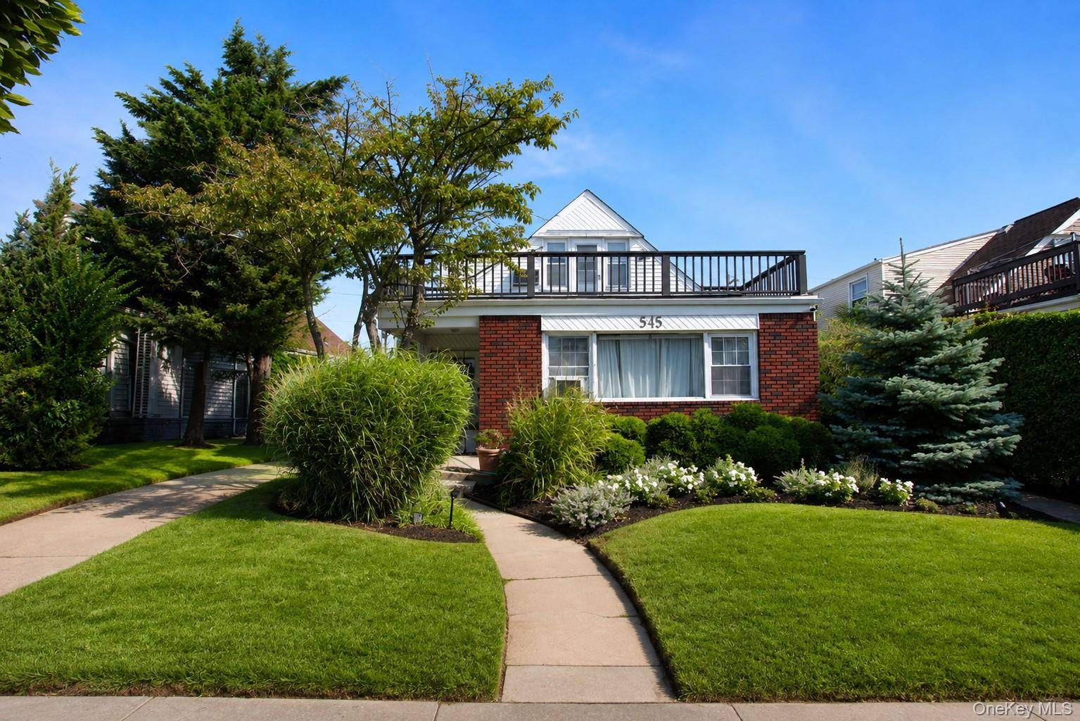 545 E Park AVE, Long Beach, NY 11561