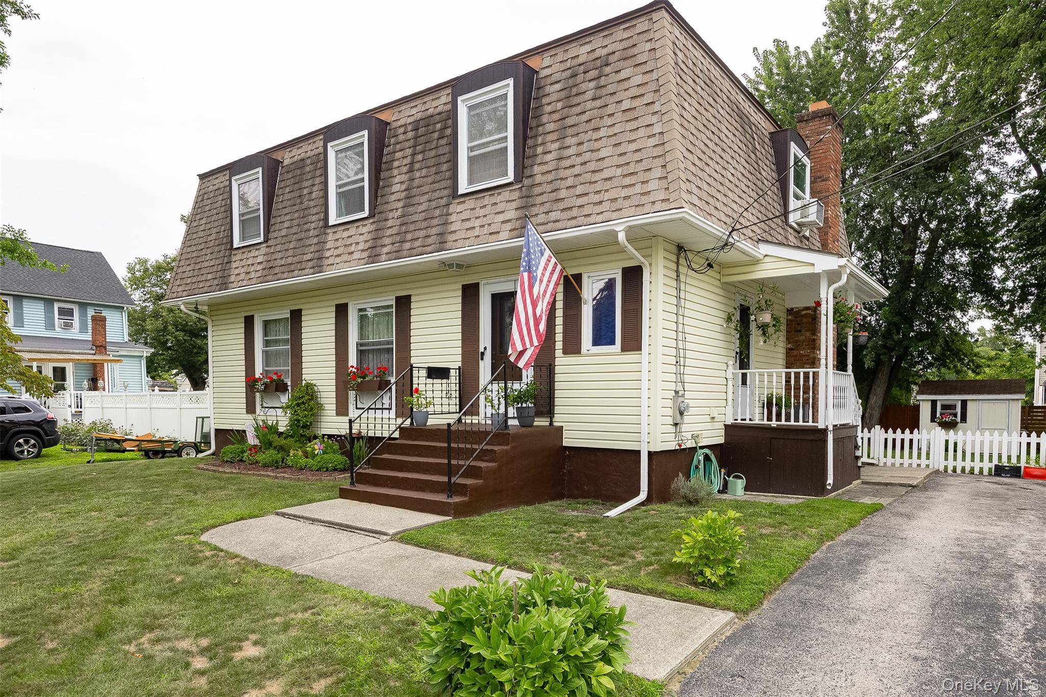 91 Maple ST, Beacon, NY 12508