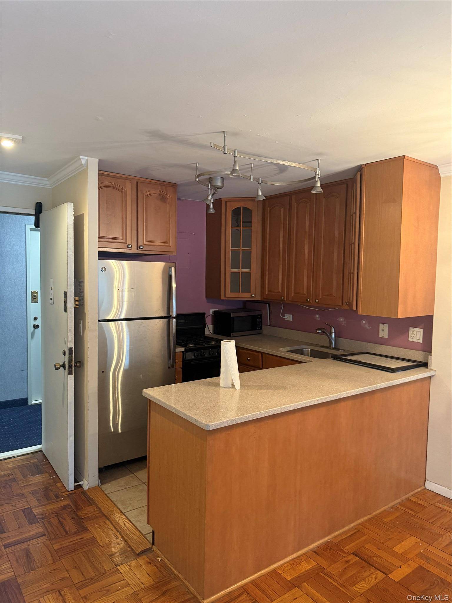 301 E 75th ST #5J, New York (manhattan), NY 10021