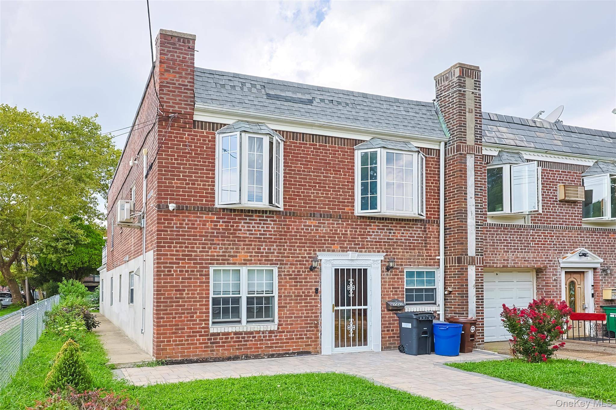 9001 70th DR, Forest Hills, NY 11375