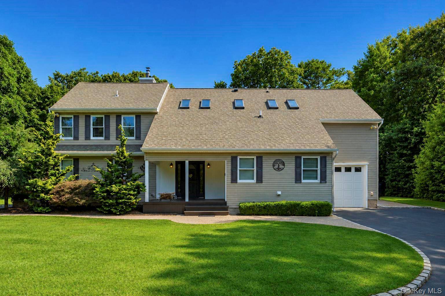 98 Echo AVE, Miller Place, NY 11764