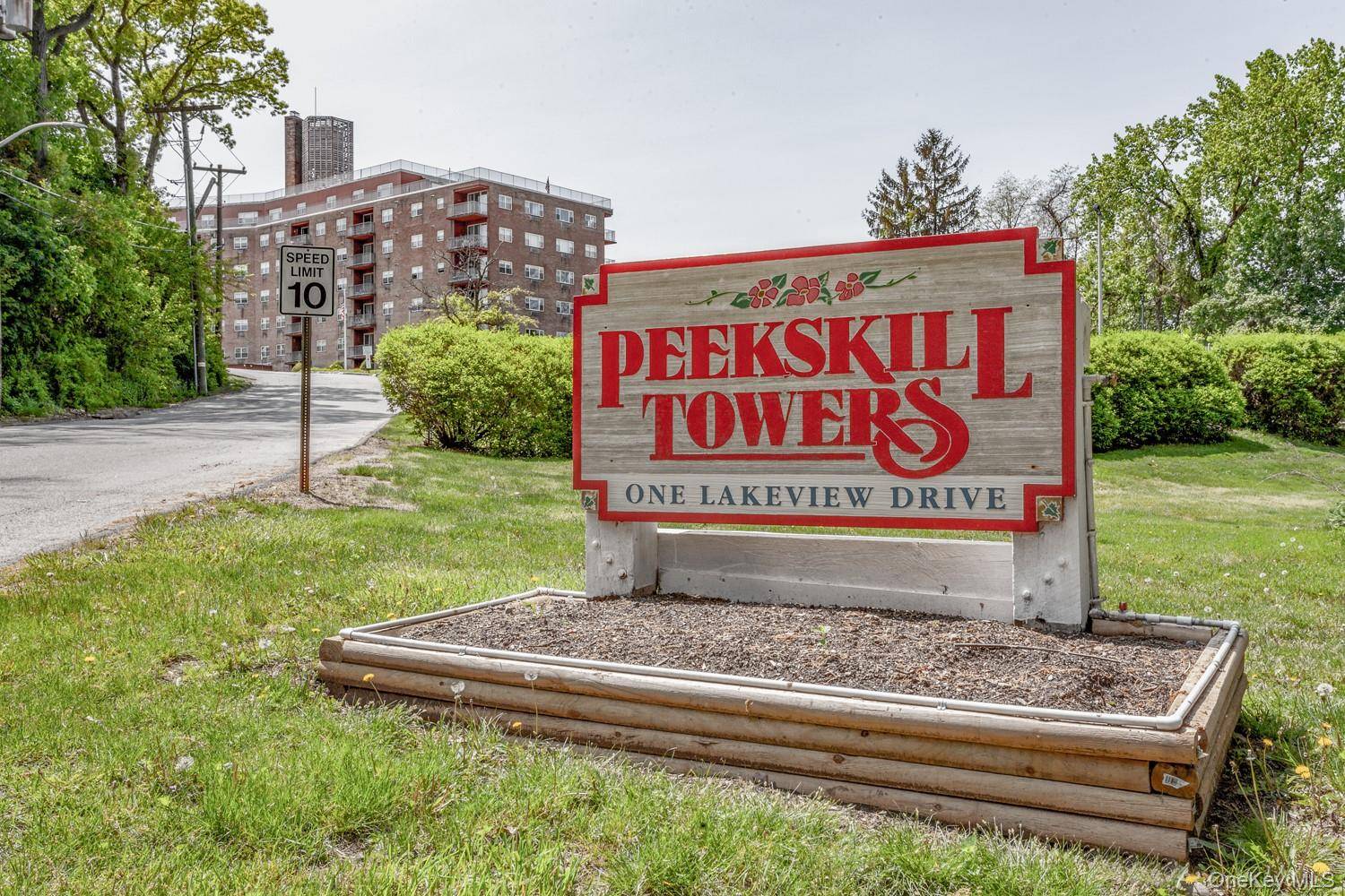 1 Lakeview DR #LL5, Peekskill, NY 10566