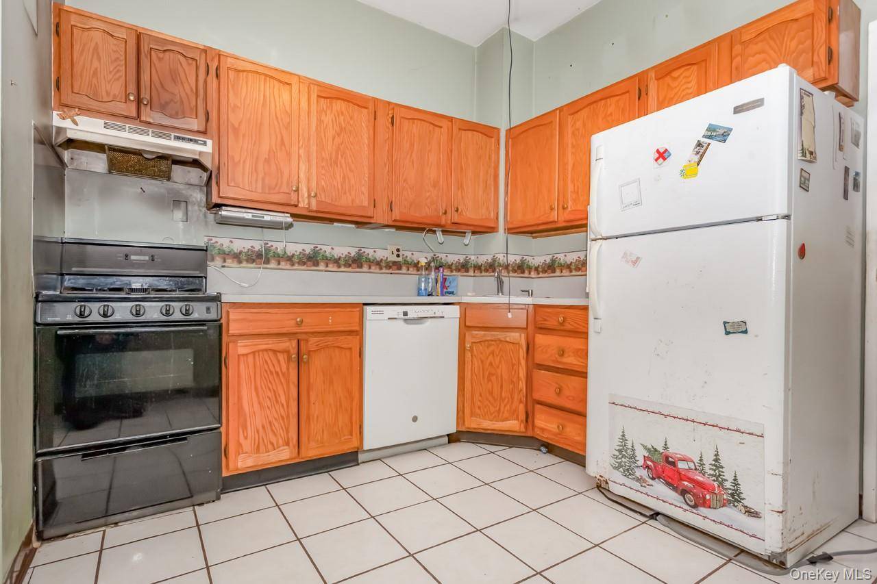 1 Lakeview DR #LL5, Peekskill, NY 10566