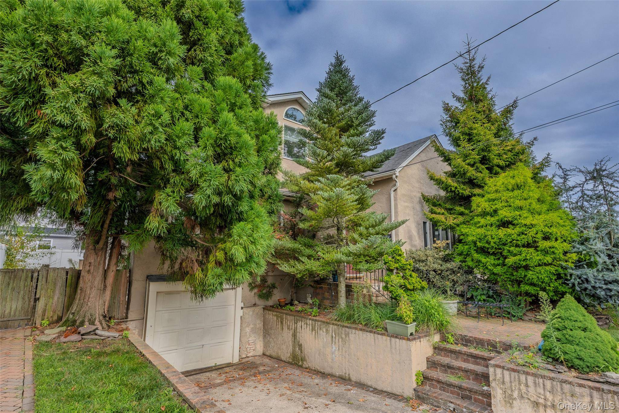 319 Frankel BLVD, Merrick, NY 11566