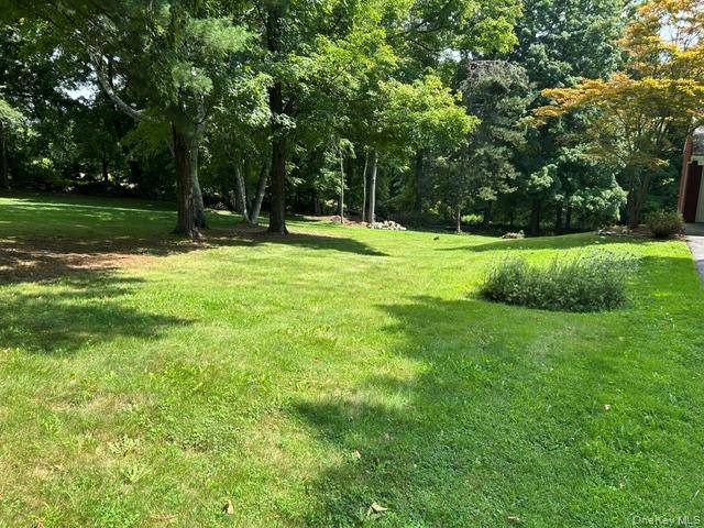 72 Ann RD, Carmel, NY 10512