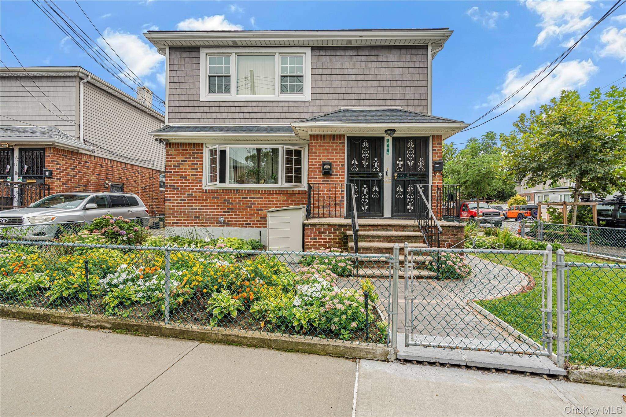 13719 257th ST, Rosedale, NY 11422