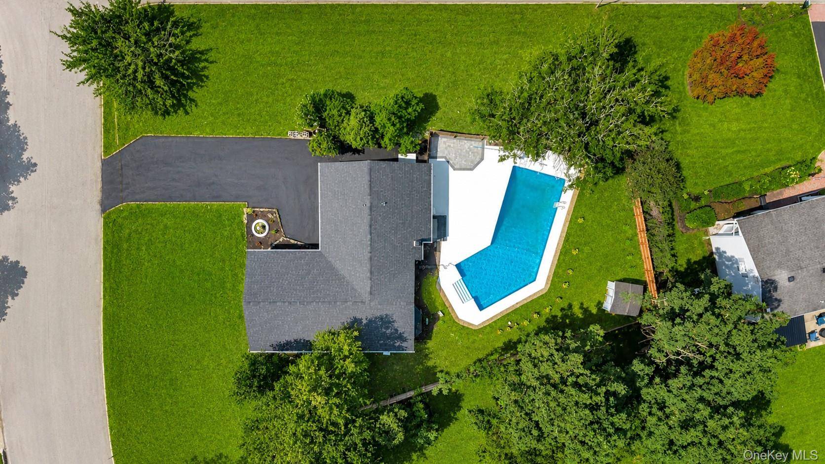 1 Martin CT, Coram, NY 11727