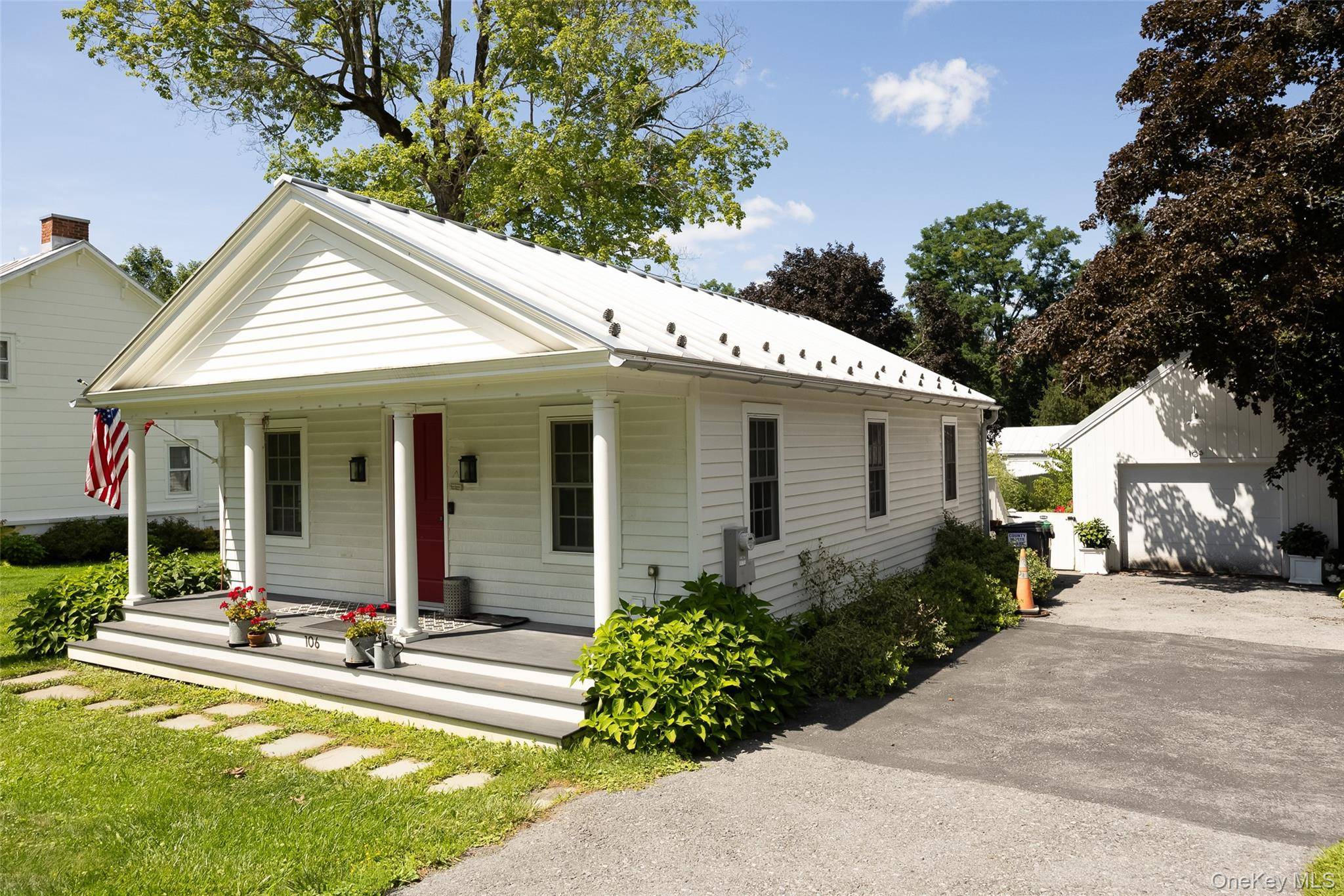 106 Cr-19, Hudson, NY 12541