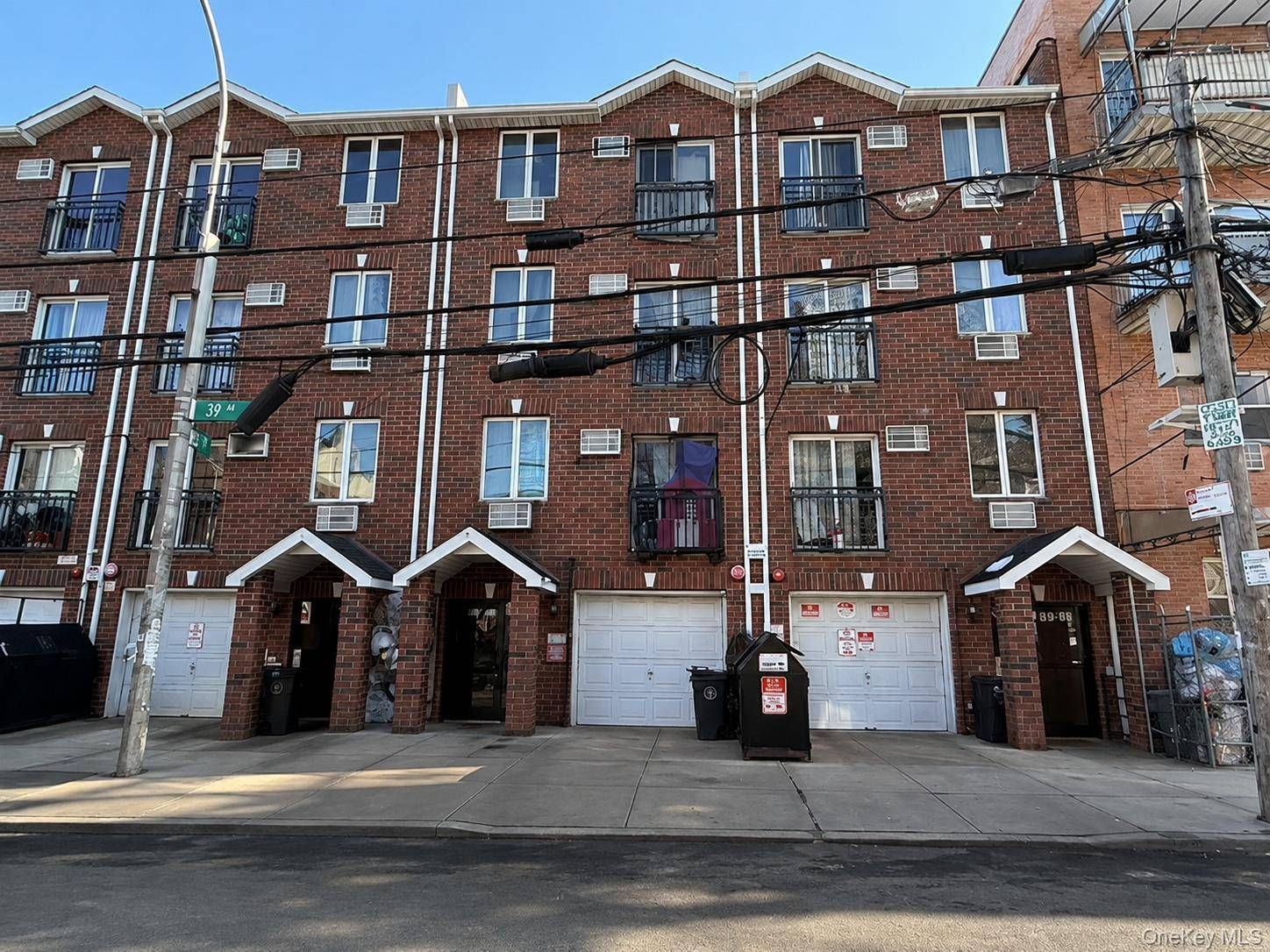 101-18 39th AVE, Corona, NY 11368