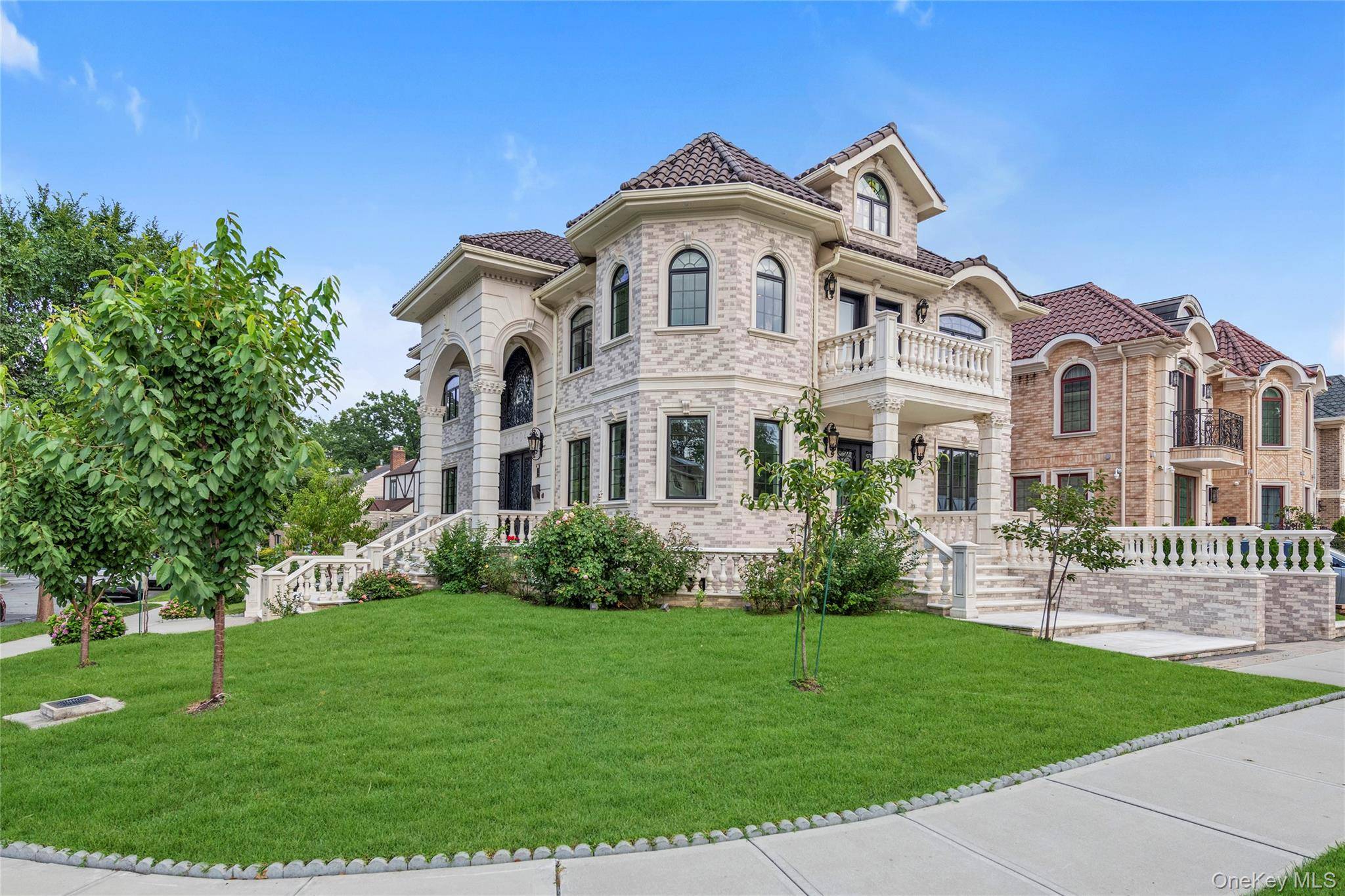 Address not disclosed, Queens Village, NY 11427