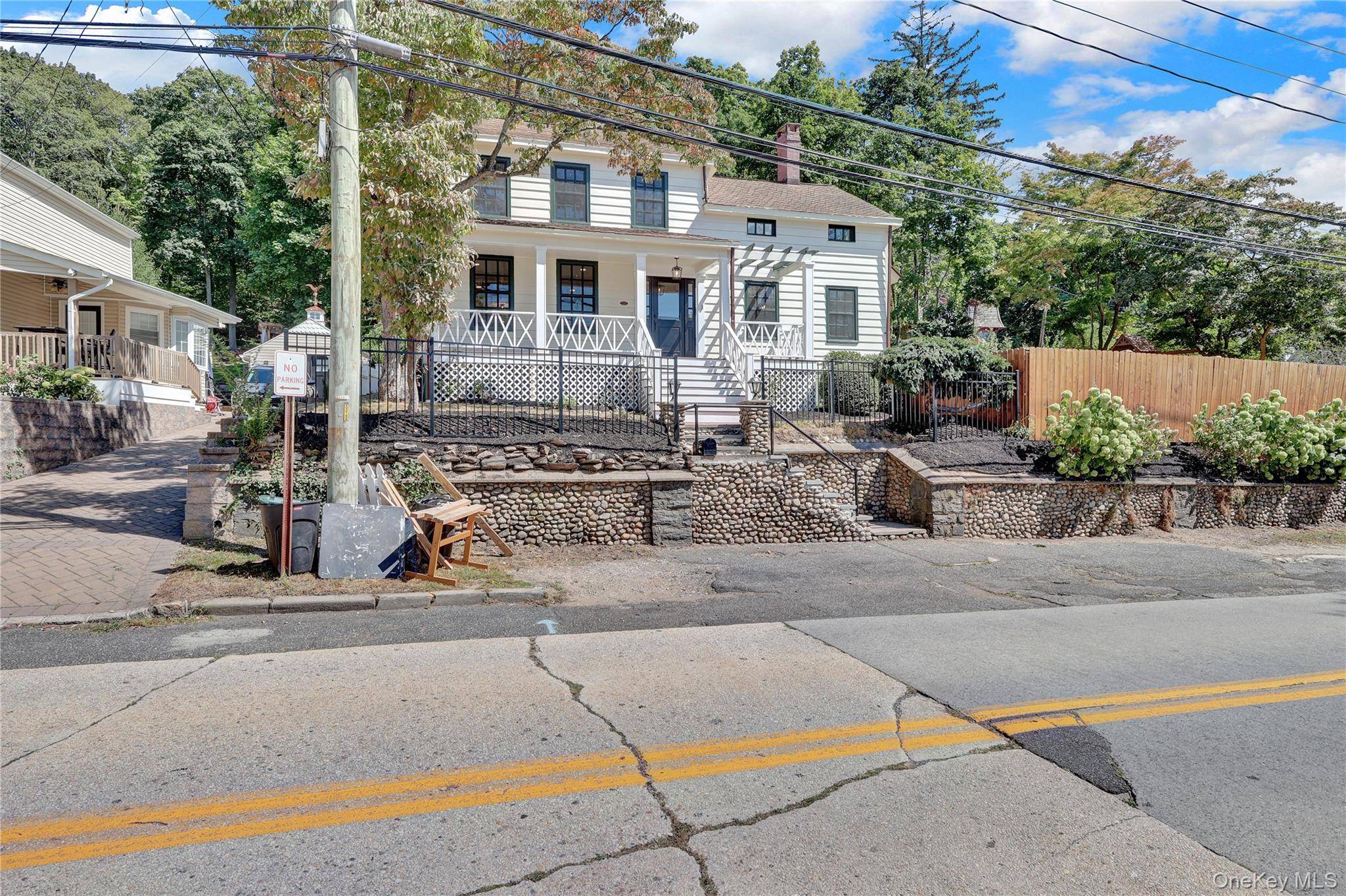 324 Woodbine AVE, Northport, NY 11768