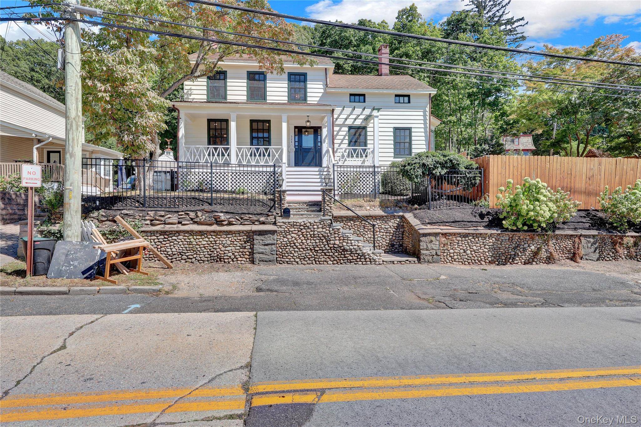 324 Woodbine AVE, Northport, NY 11768