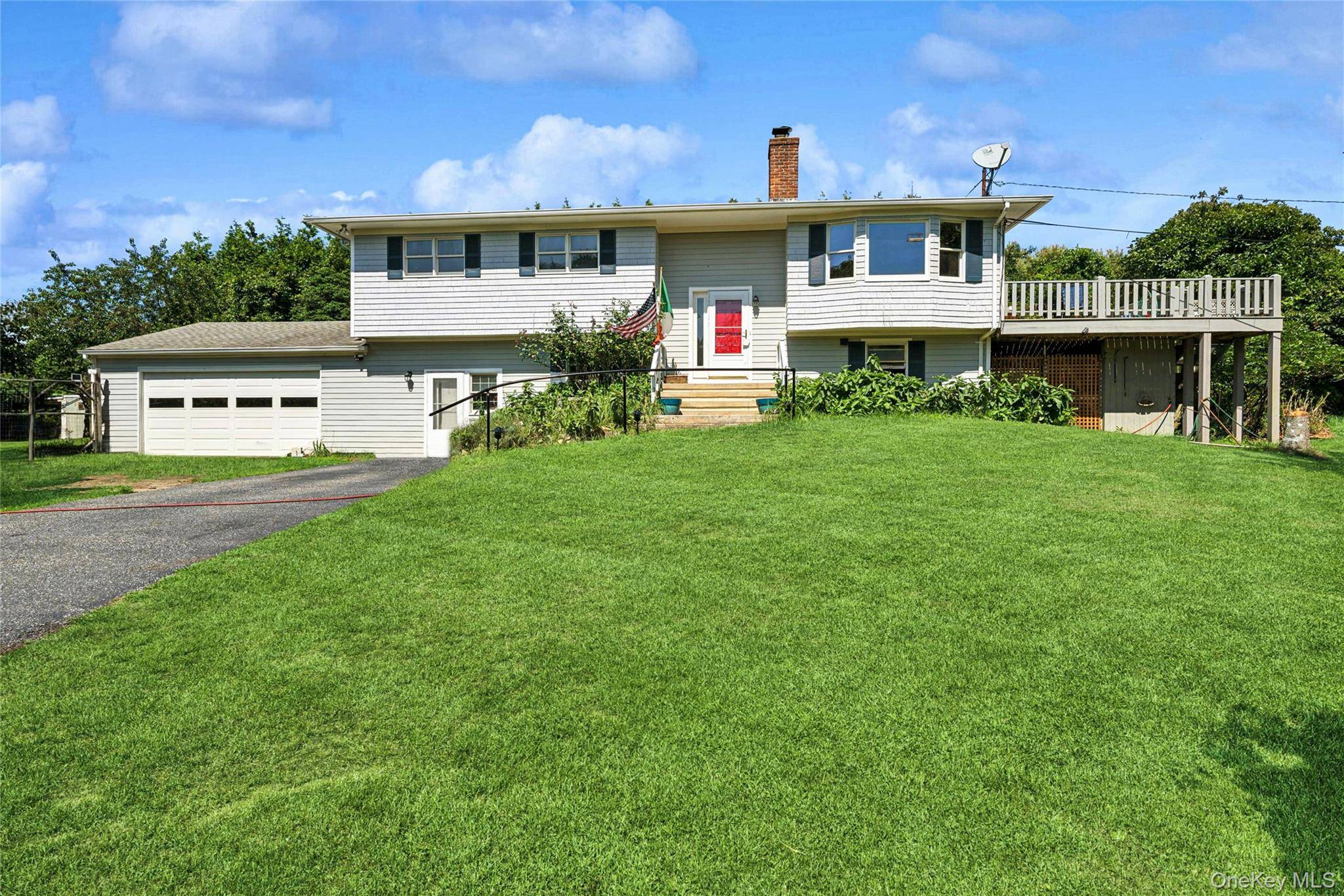 84 N Surfside AVE, Montauk, NY 11954
