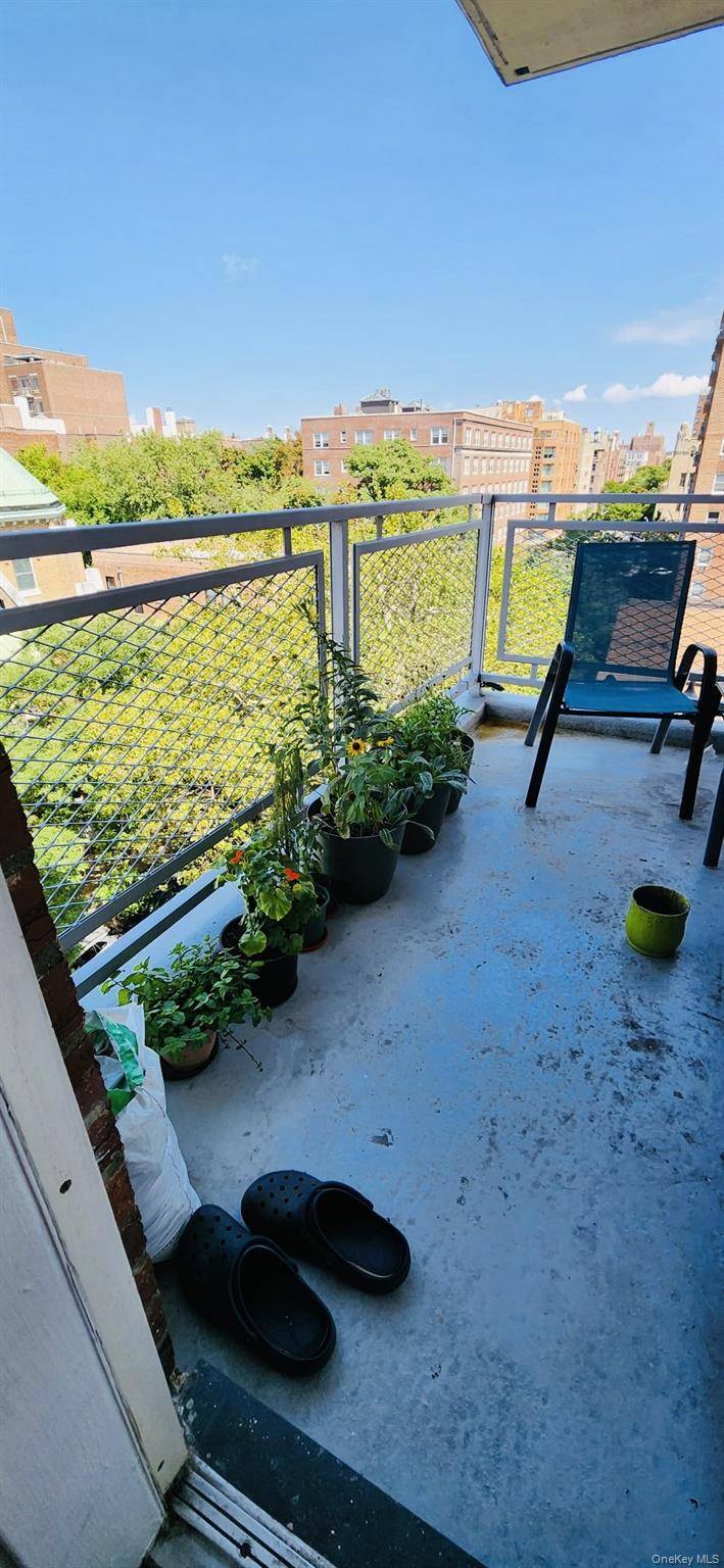89-15 PARSONS BLVD #9N, Jamaica Hills, NY 11432