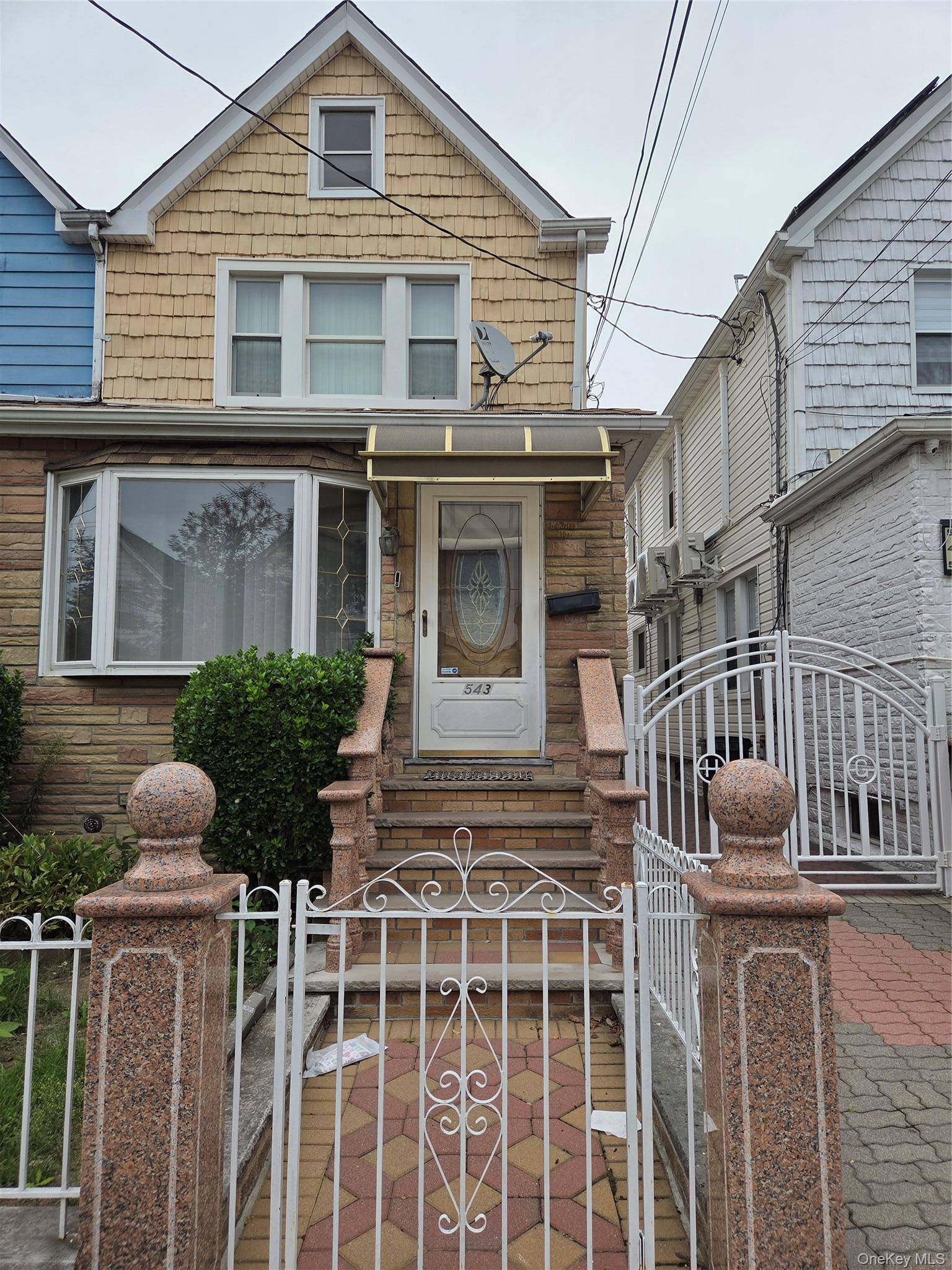 543 E 38th ST, Brooklyn, NY 11203