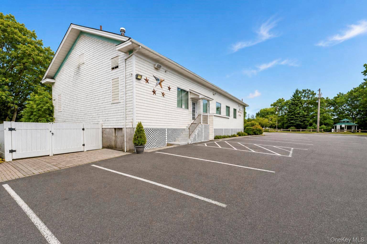 2320 Medford Ave, Medford, NY 11763