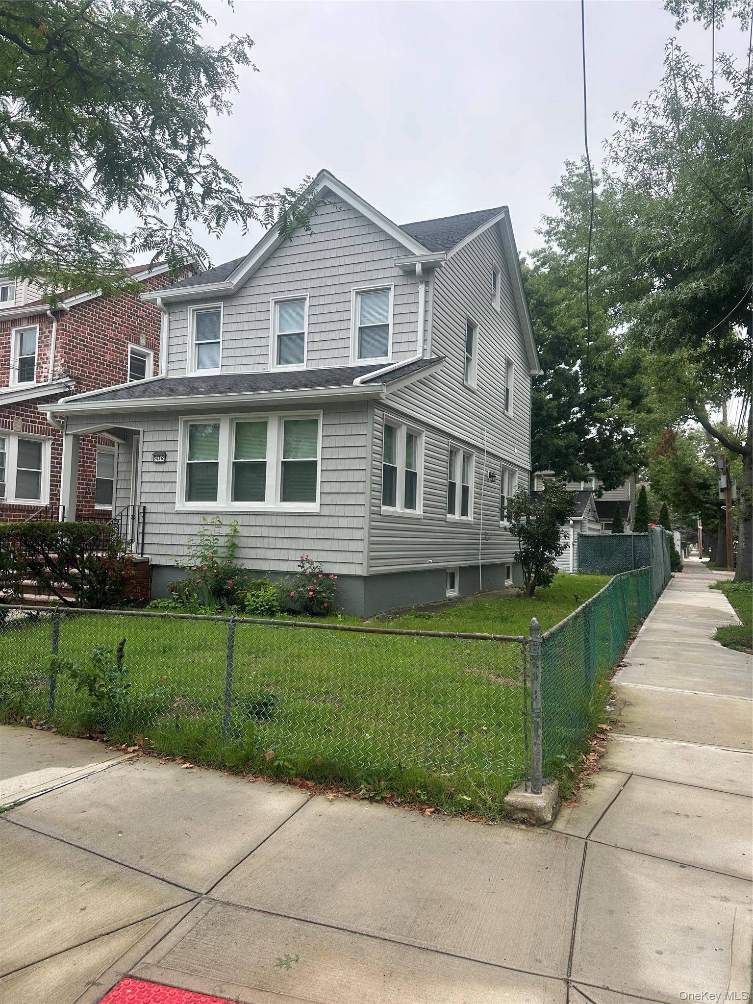 243-61 Mayda RD, Rosedale, NY 11422