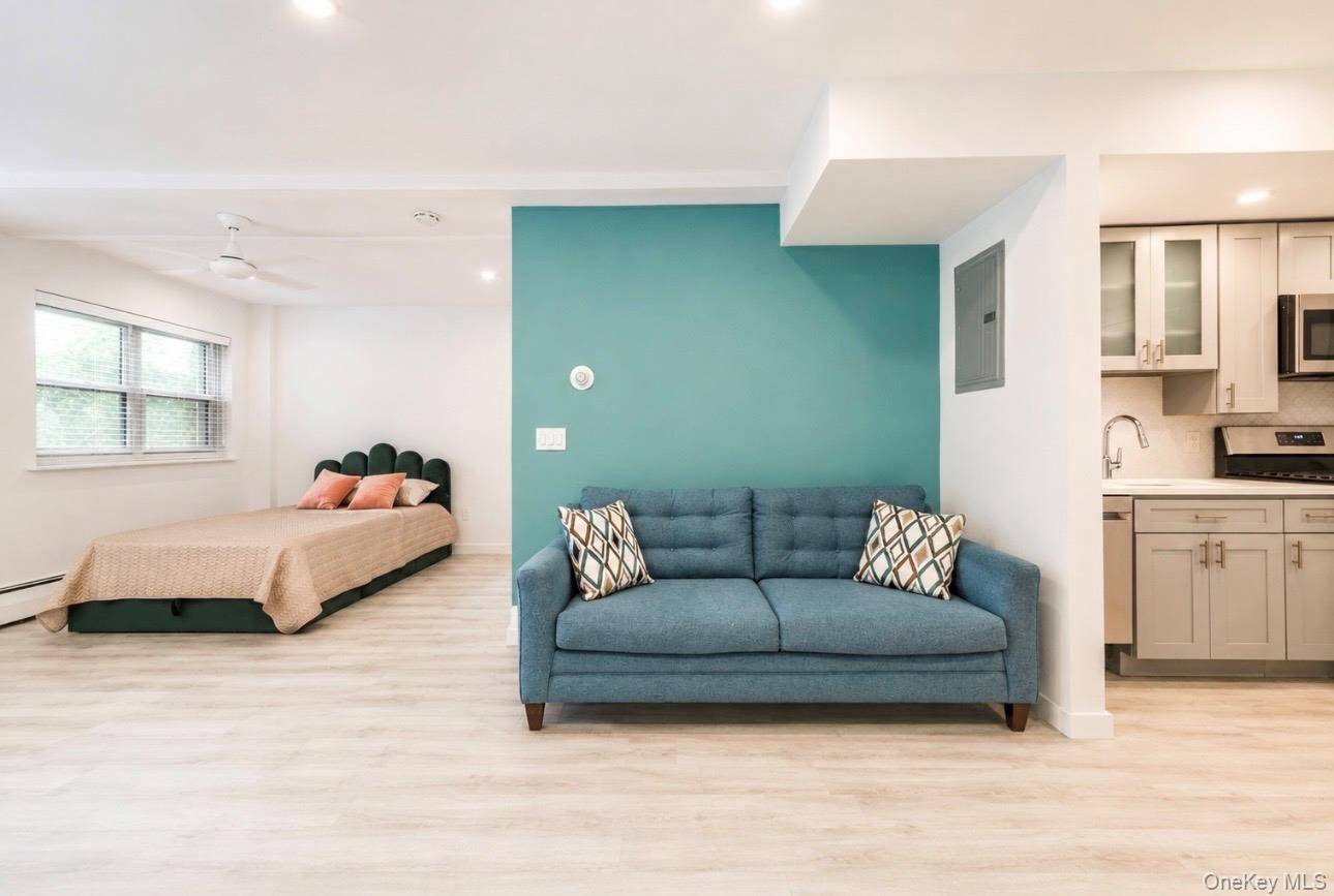 2261 Palmer AVE #1G, New Rochelle, NY 10801