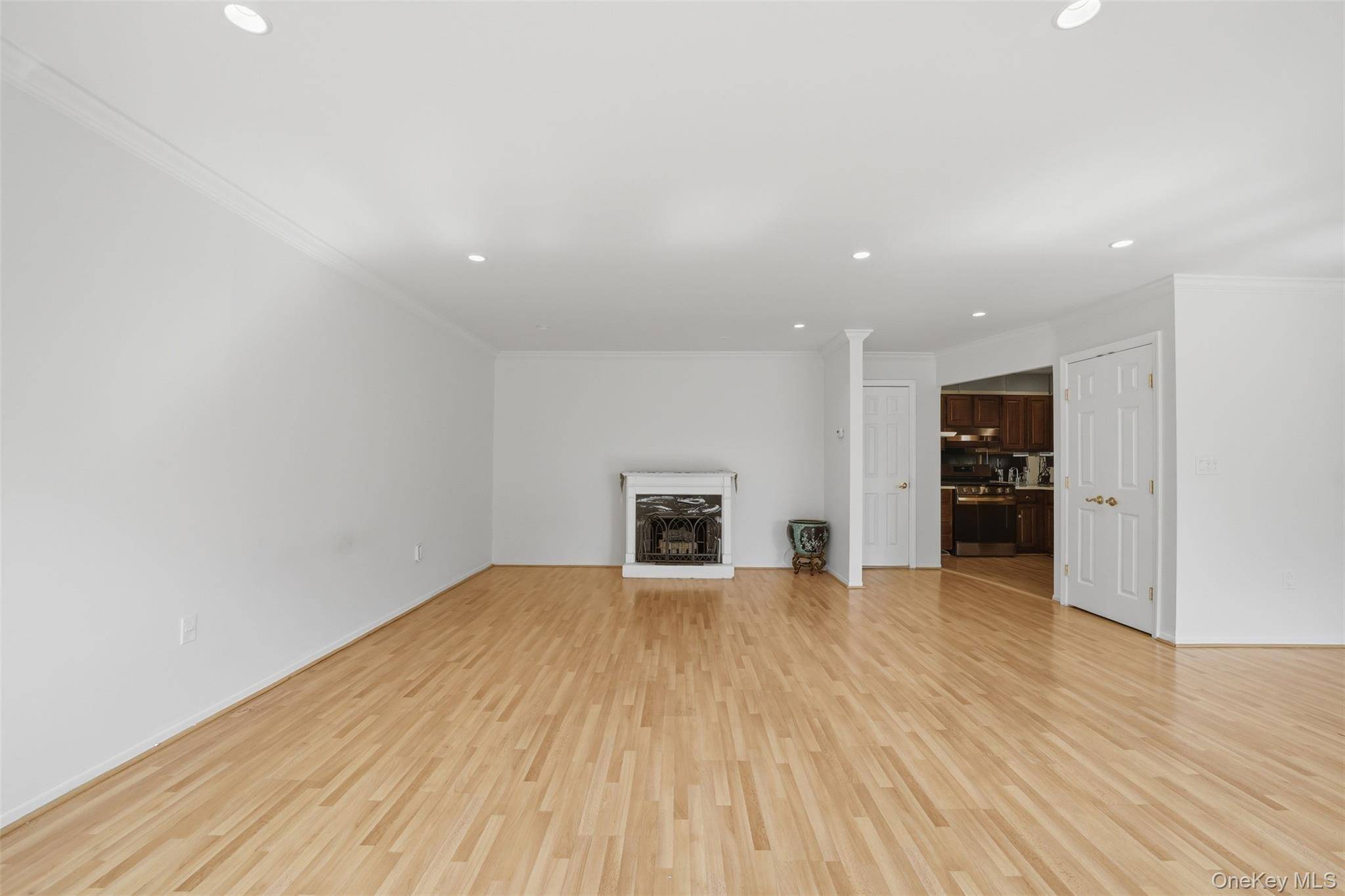 149 Fenimore RD #B2, Mamaroneck, NY 10543