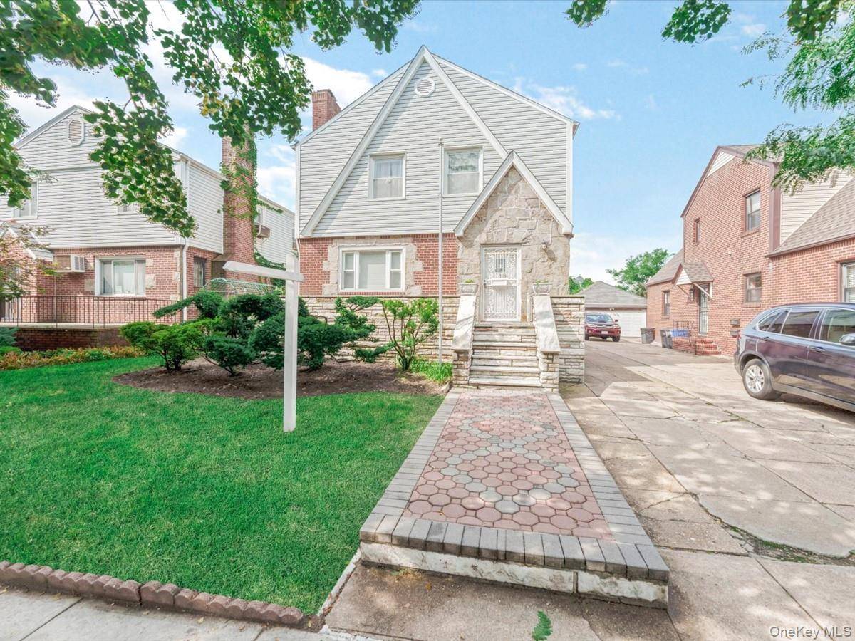 64-18 Fitchett ST, Rego Park, NY 11374