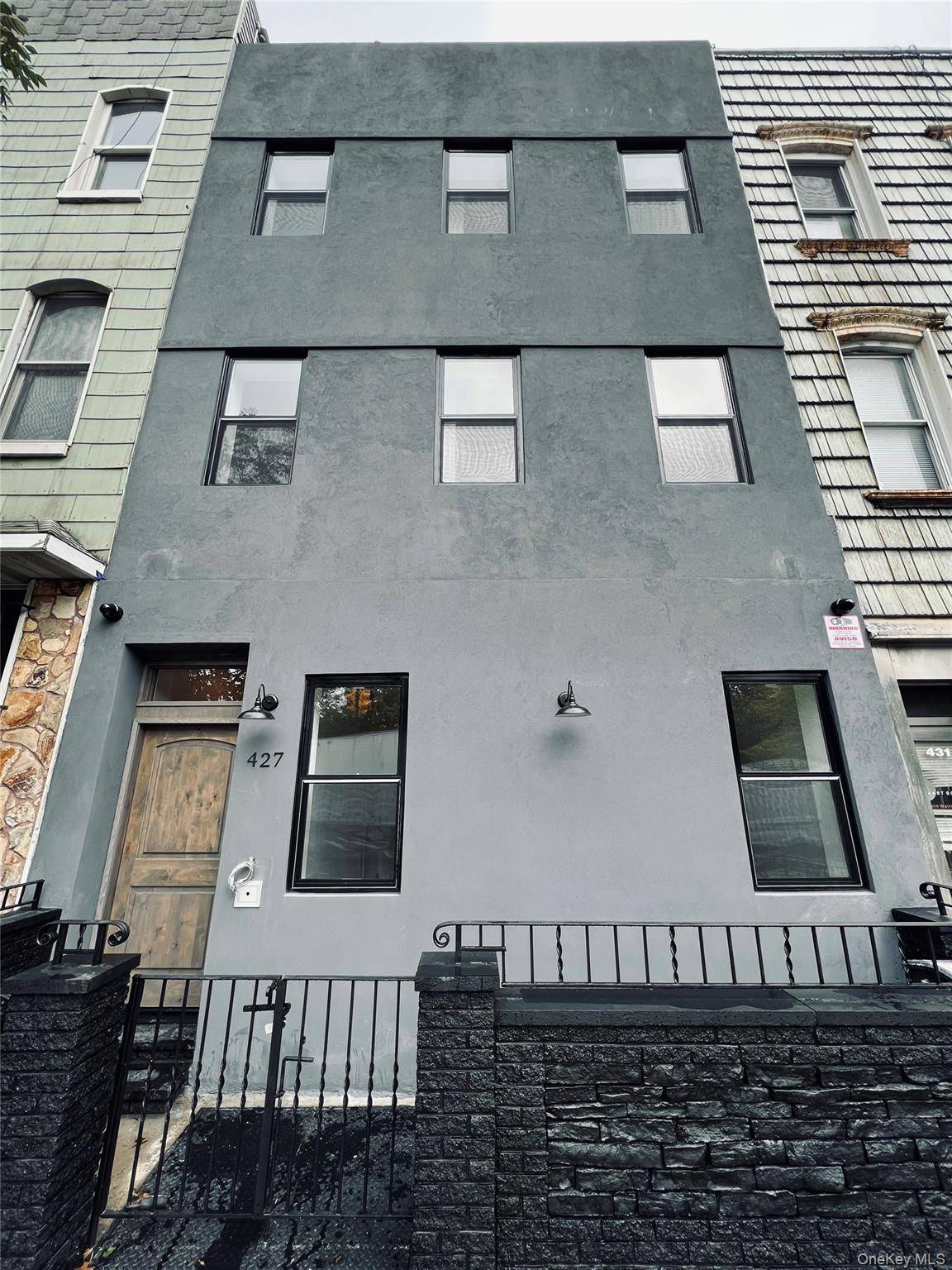 427 Metropolitan AVE, Brooklyn, NY 11211