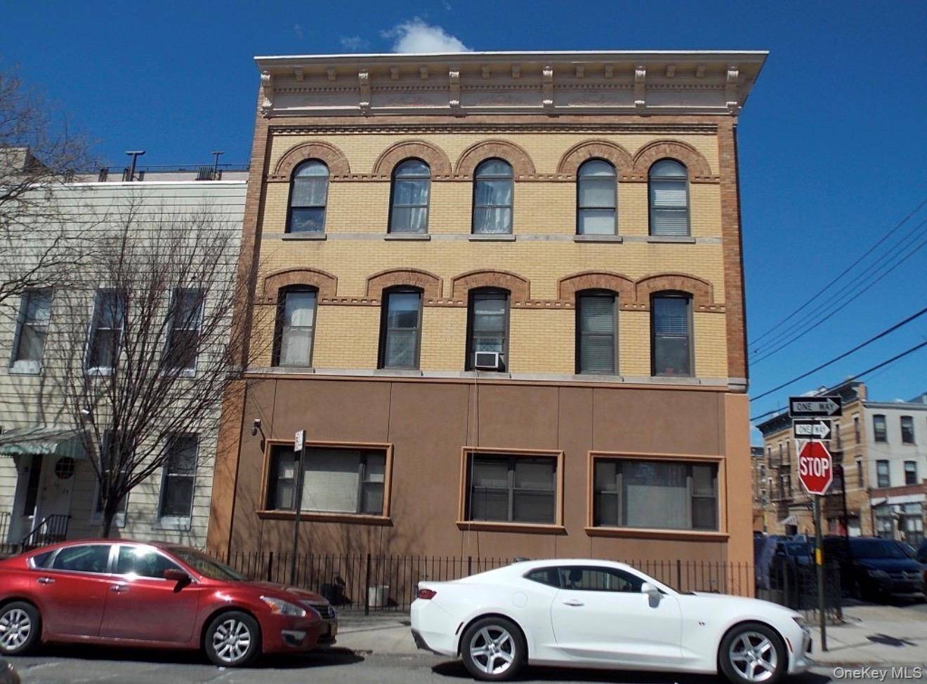 690 fairview ave #1B, Ridgewood, NY 11385
