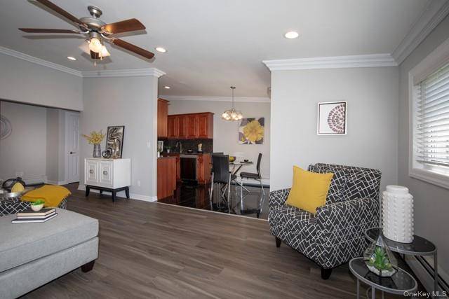 72 Mount Vernon AVE #A05, Patchogue, NY 11772