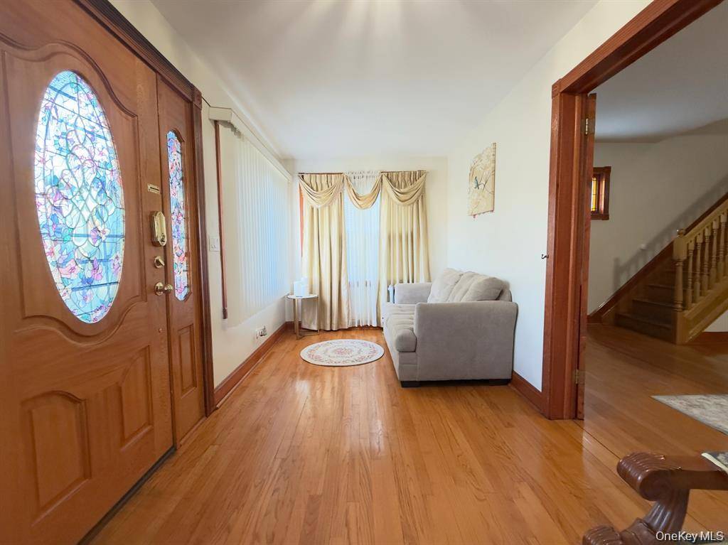 209-44 110th AVE, Queens Village, NY 11429