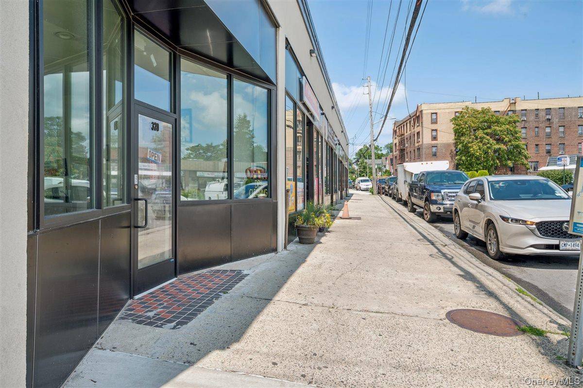 320 Webster AVE, New Rochelle, NY 10801