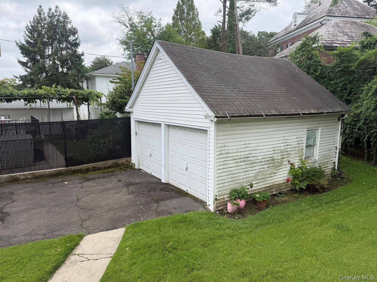 332 Rich AVE, Mount Vernon, NY 10552