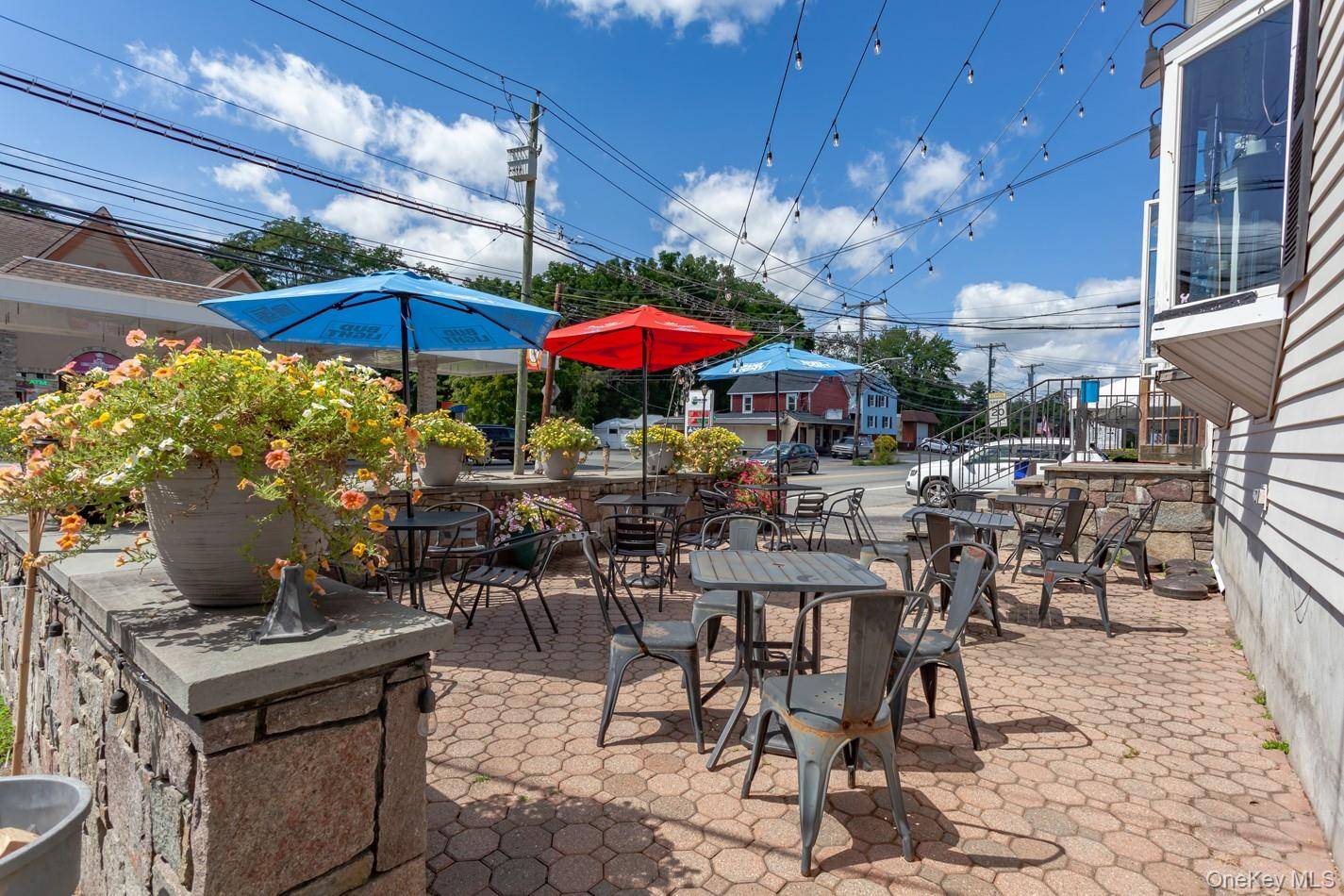 2151 Albany Post RD, Montrose, NY 10548
