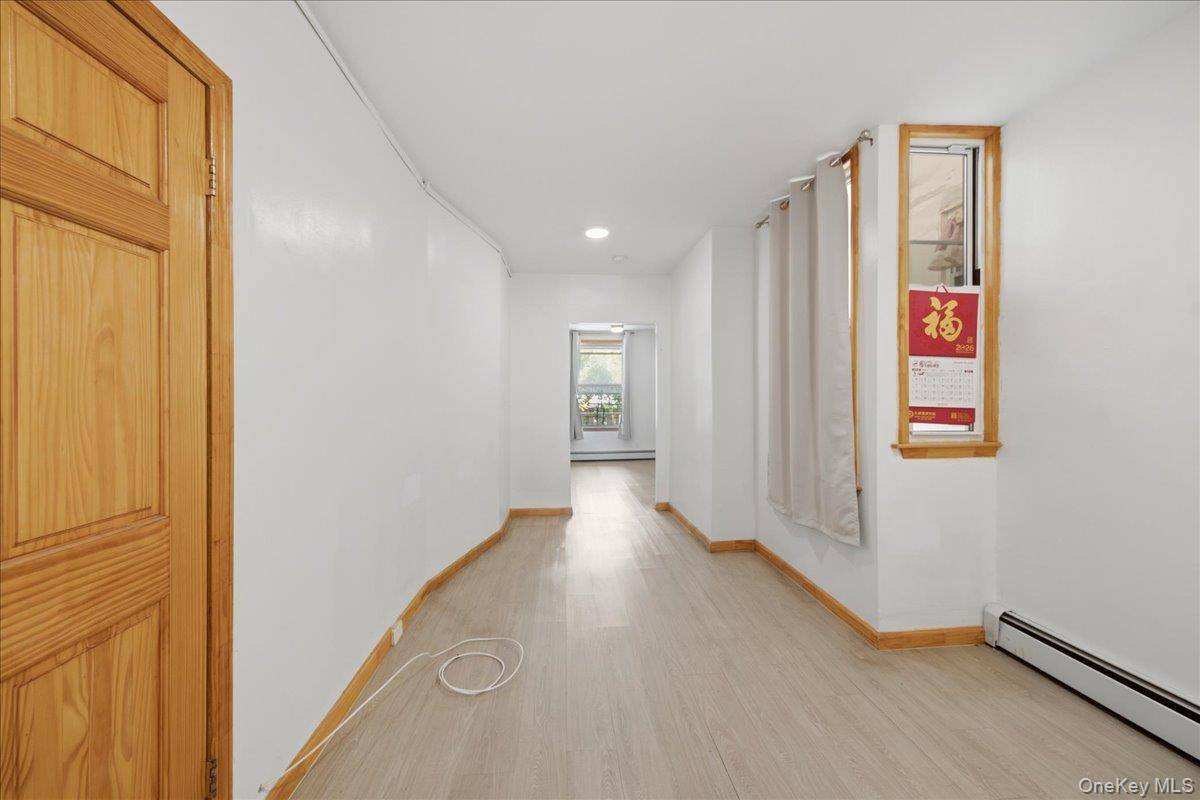 1850 Unionport RD, Bronx, NY 10462