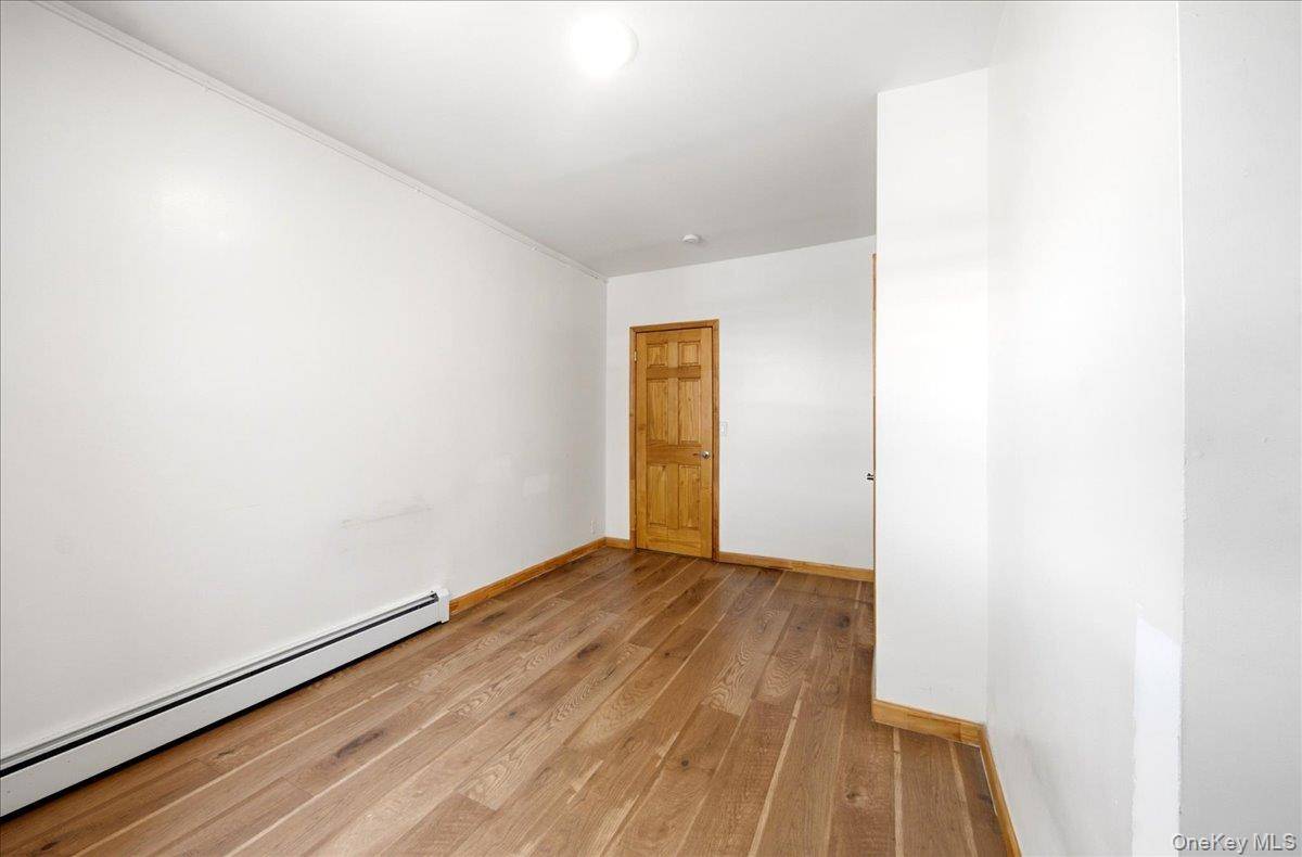 1850 Unionport RD, Bronx, NY 10462