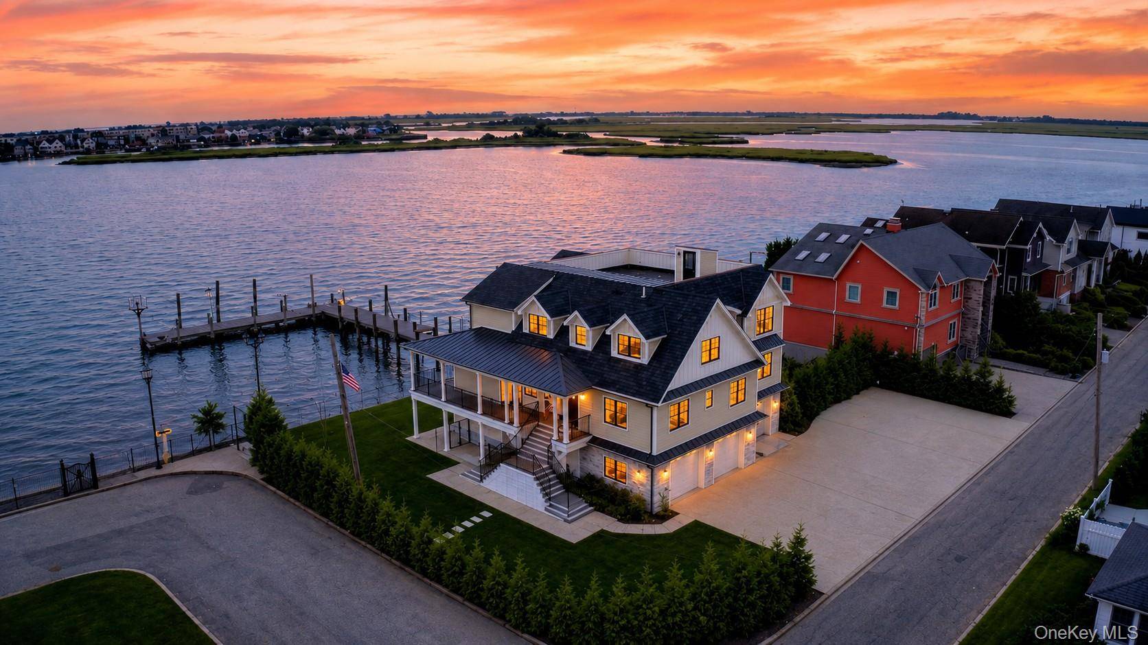 1 North DR, Baldwin Harbor, NY 11510