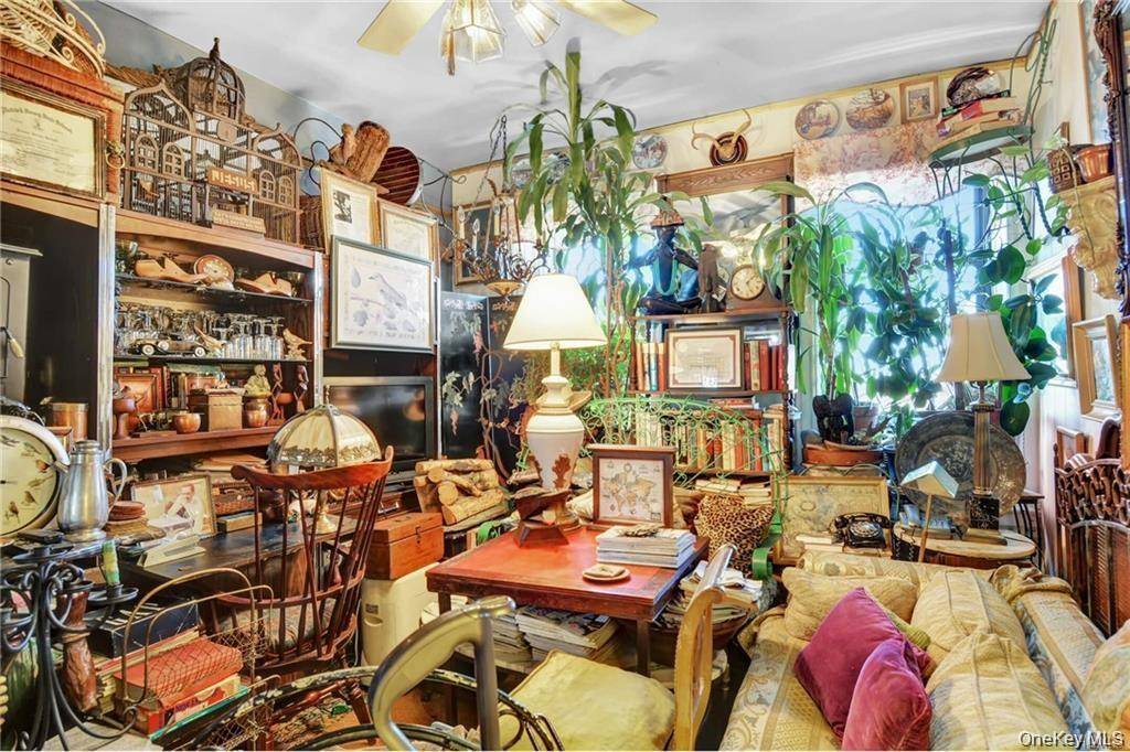 1976 Lafontaine AVE #5C, Bronx, NY 10457