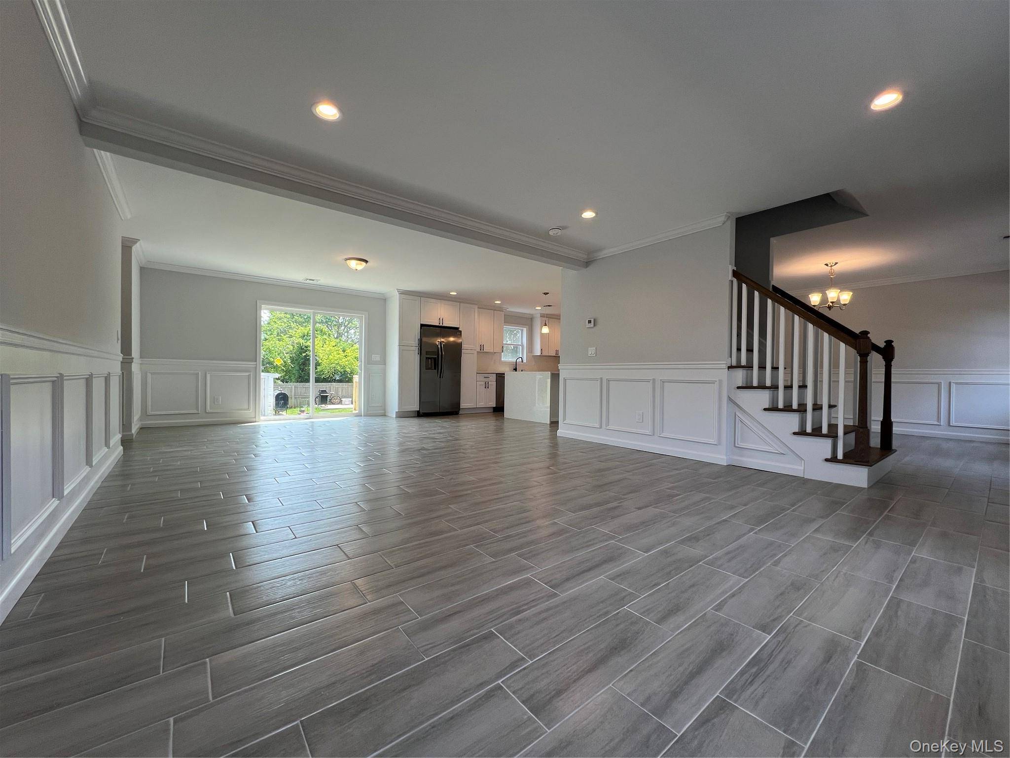 35 Babylon DR, Mastic Beach, NY 11951