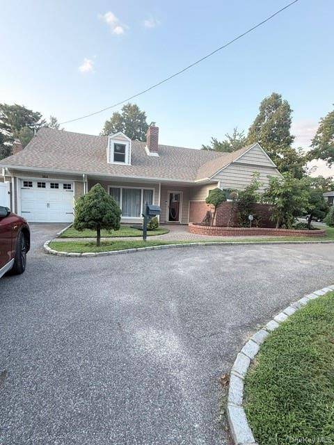 164 E Rockaway RD, Hewlett, NY 11557