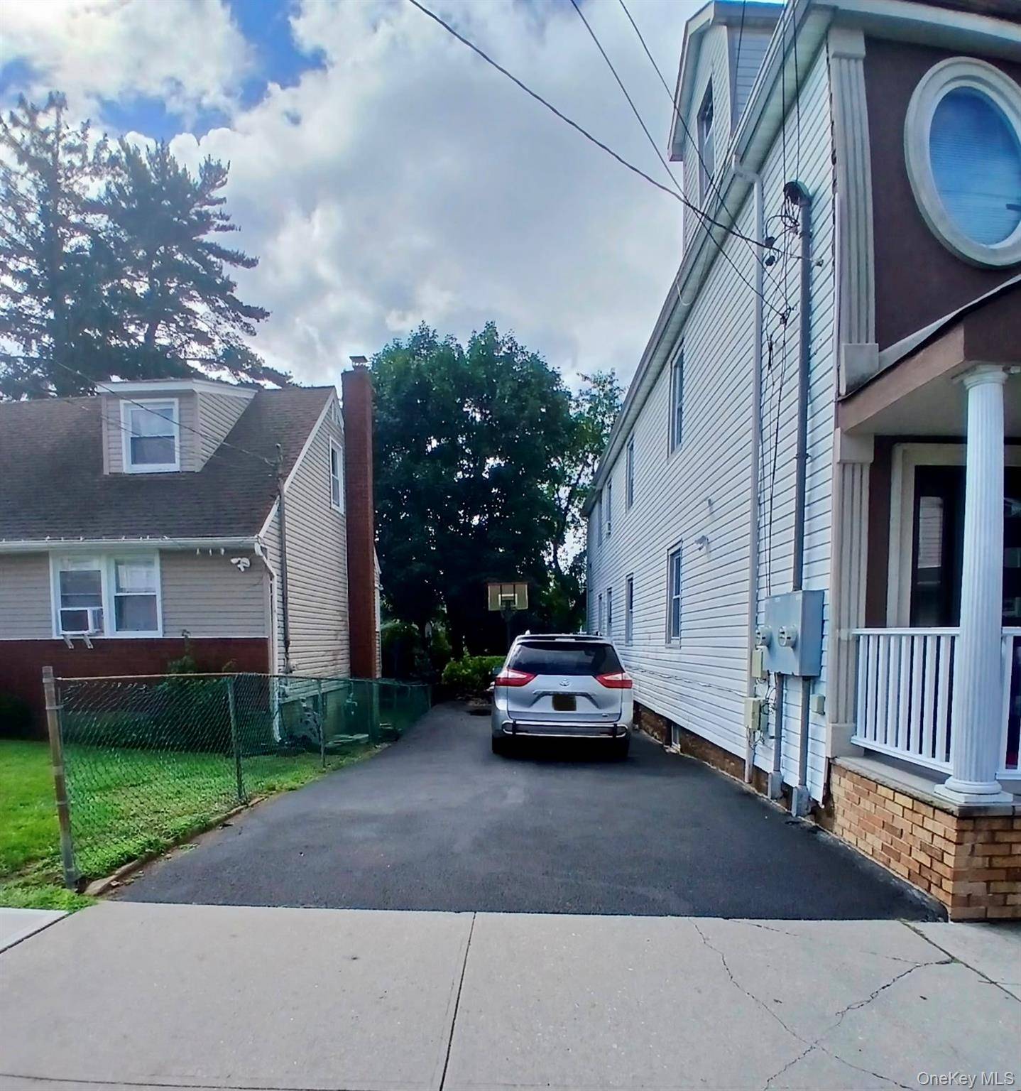 421 Roquette AVE, South Floral Park, NY 11001