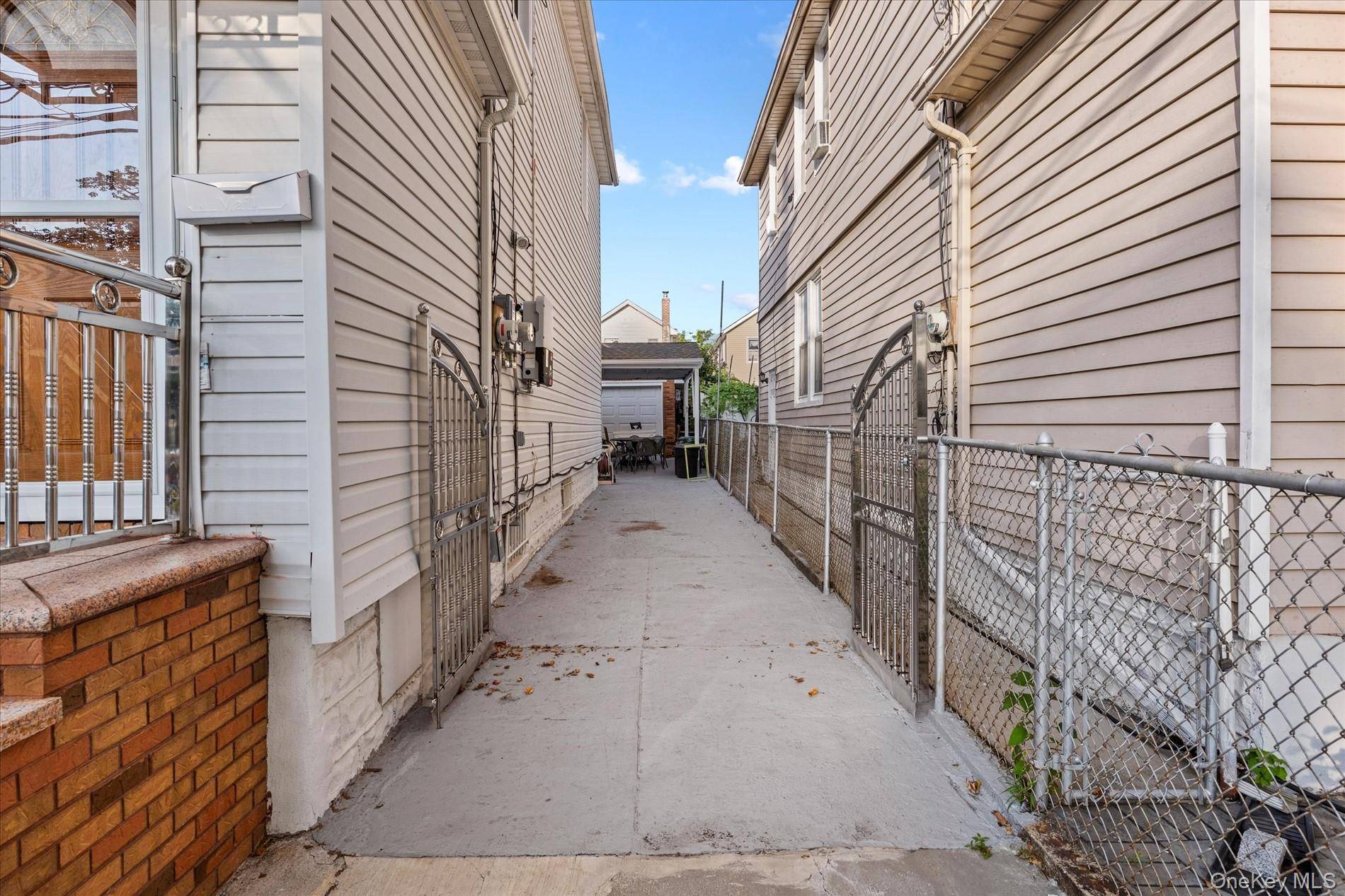 10723 86th ST, Ozone Park, NY 11417
