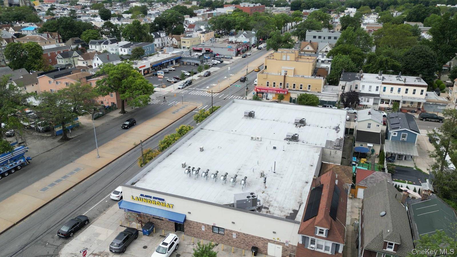 108-01 Atlantic AVE, Richmond Hill, NY 11418