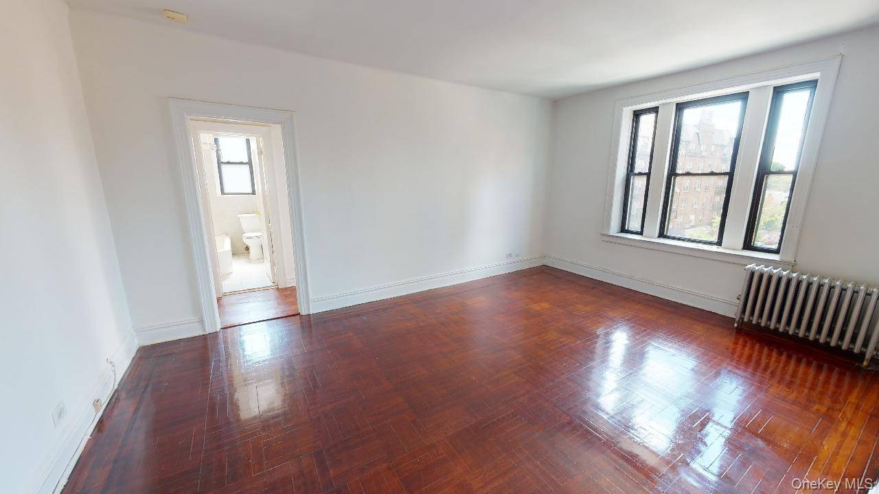 108-02 72nd AVE #4B, Forest Hills, NY 11375