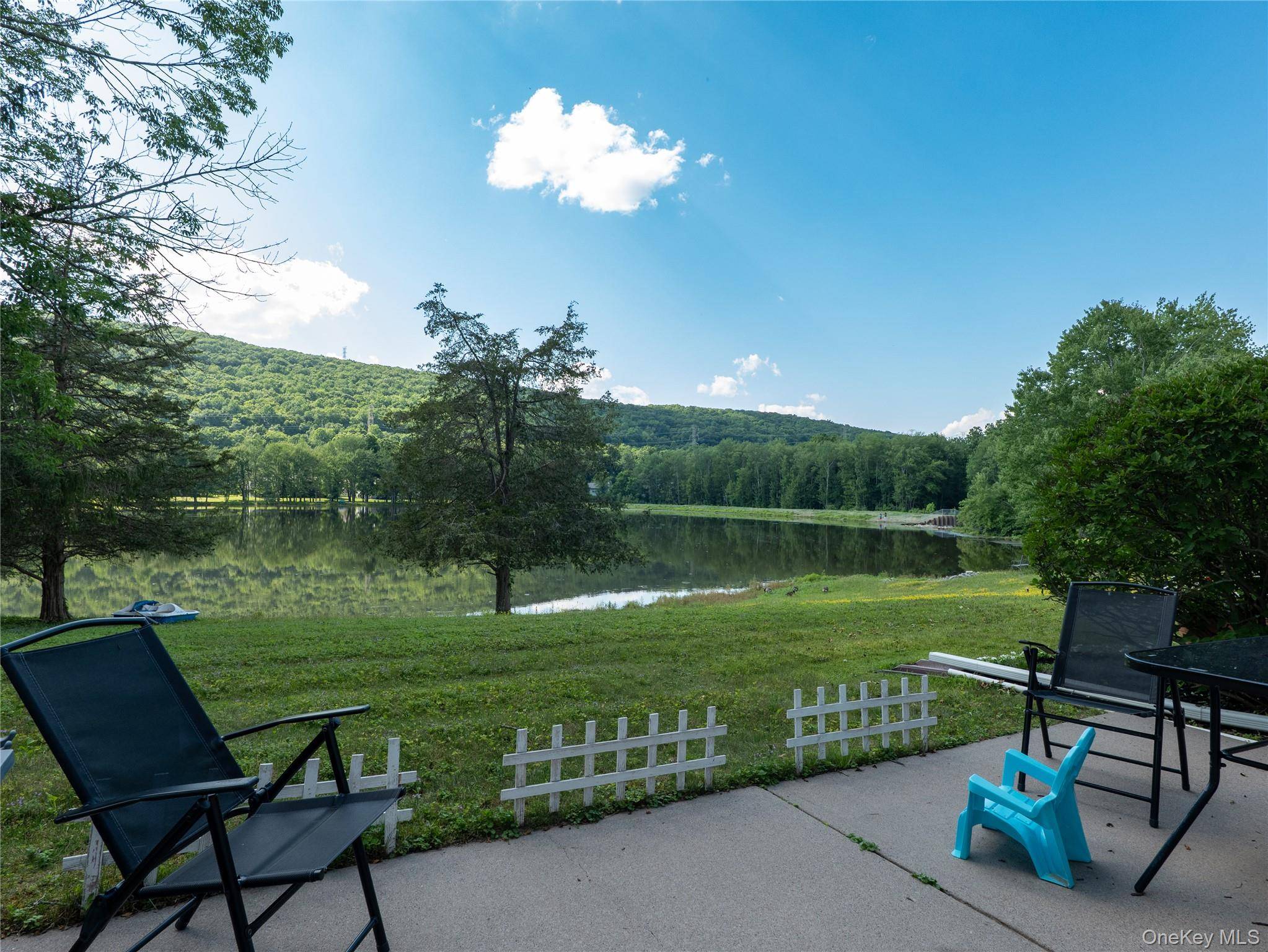 402 Mountain Laurel DR, Monroe, NY 10950