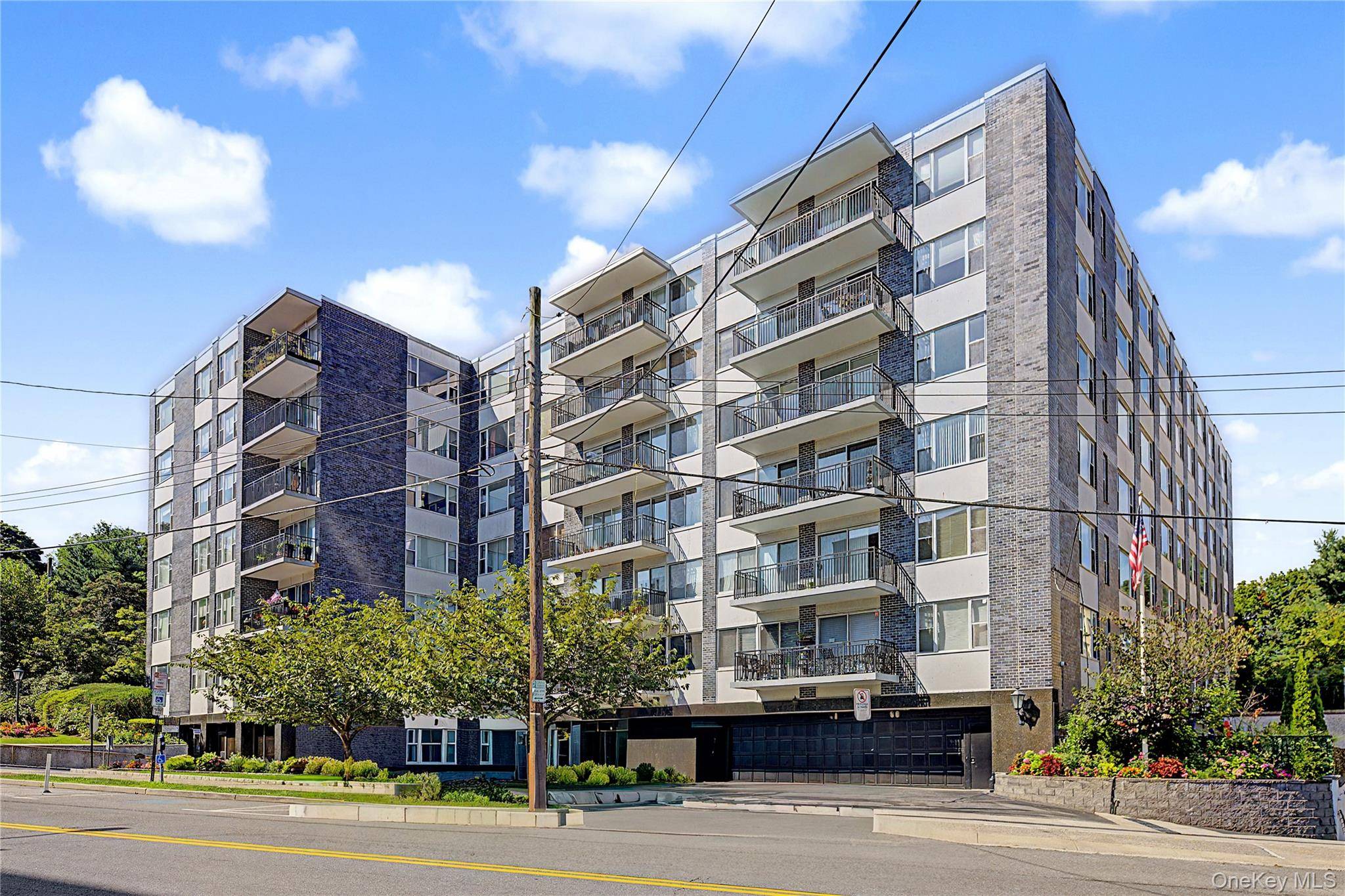 20 Old Mamaroneck RD #5C, White Plains, NY 10605