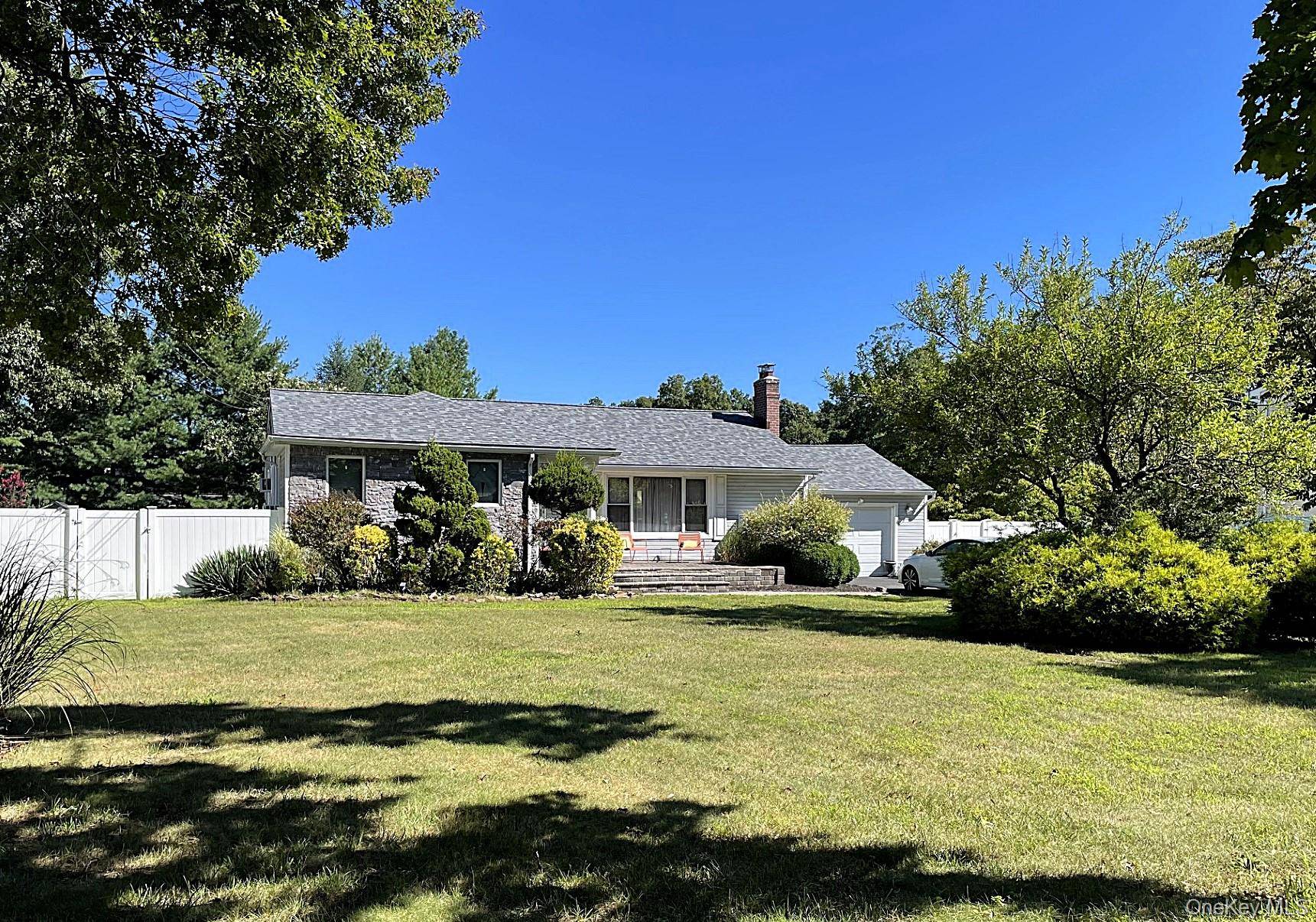 79 Fulton BLVD, Commack, NY 11725
