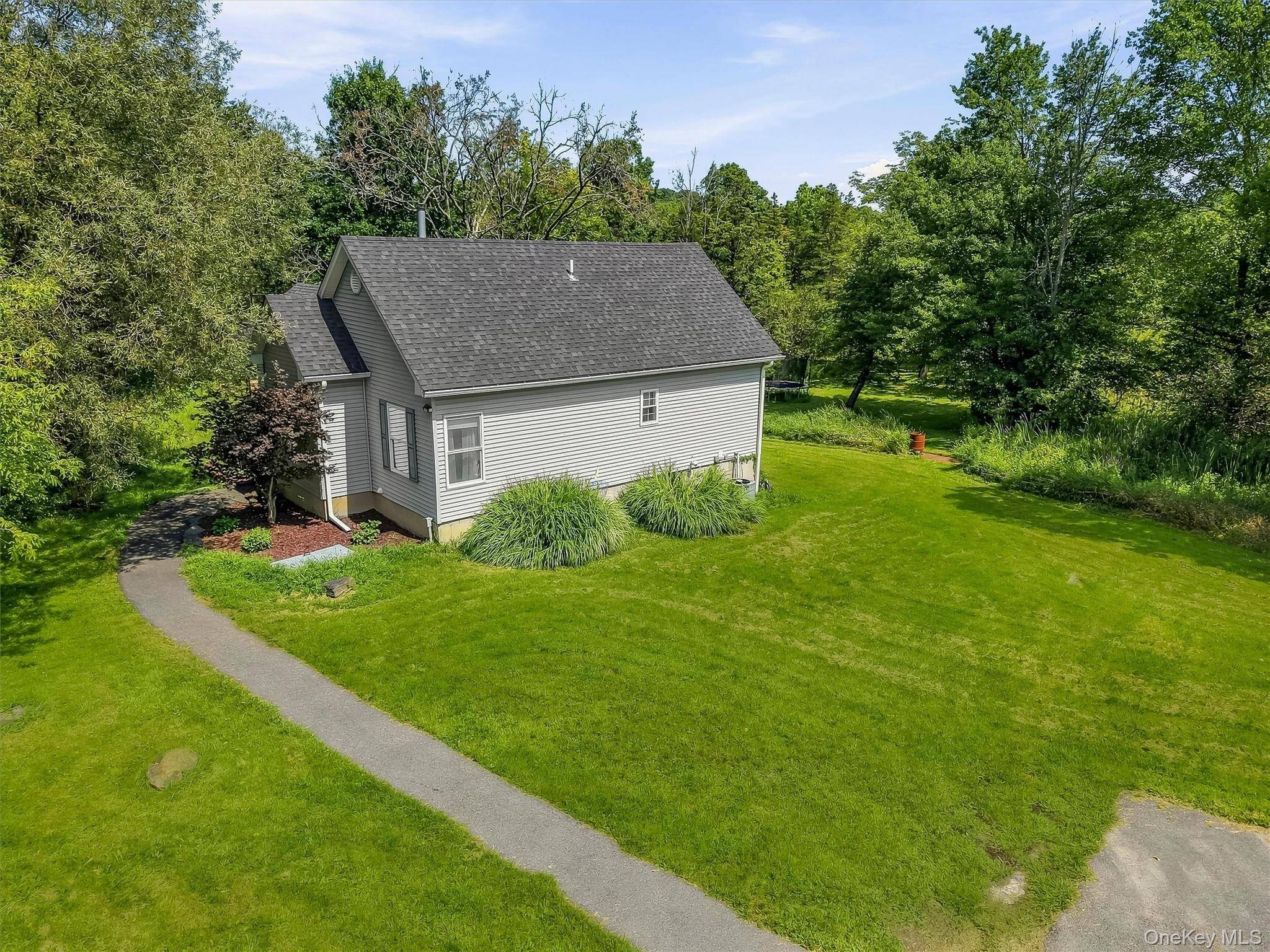 50 Hambletonian AVE, Chester, NY 10918