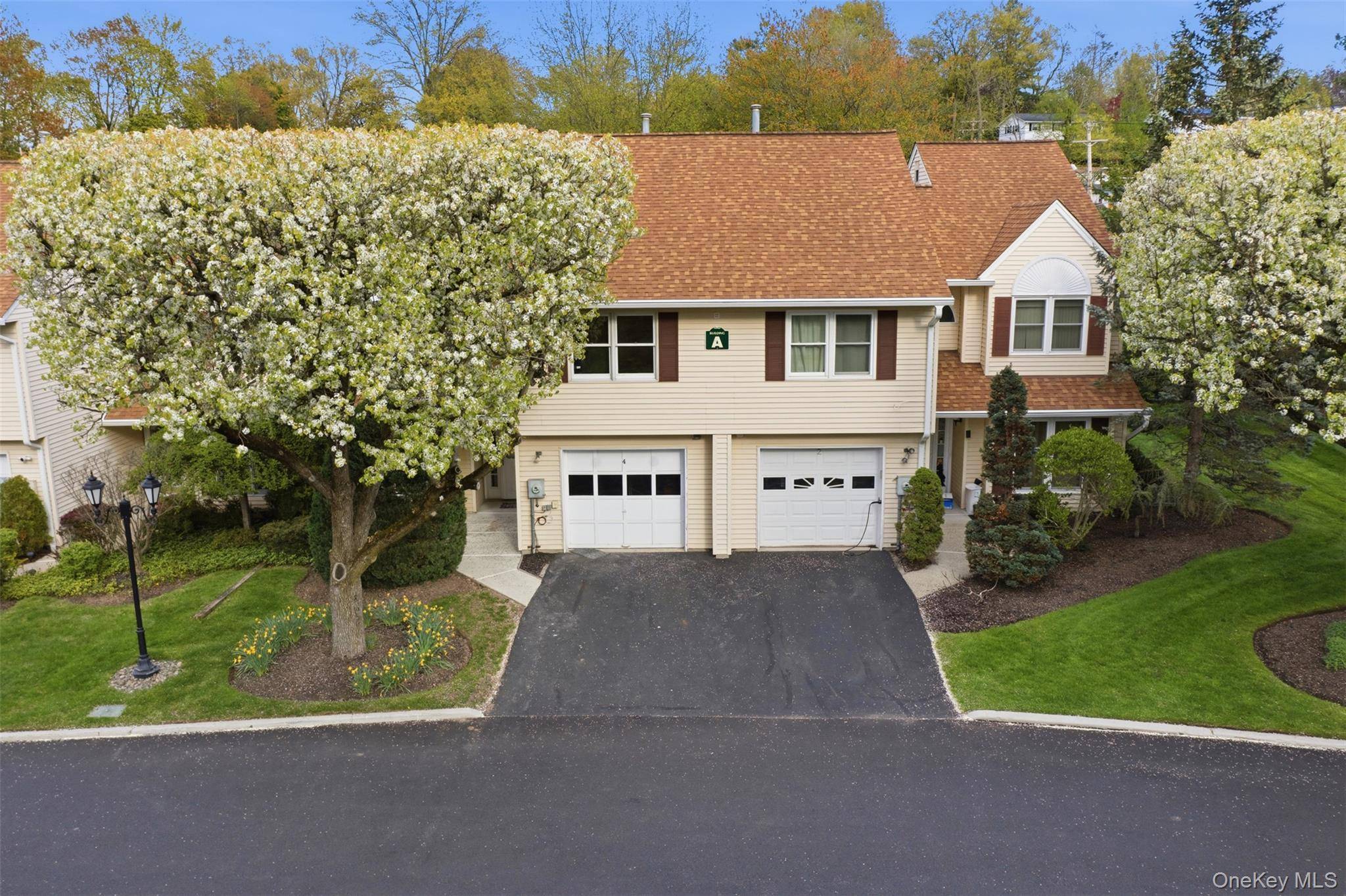 4 Trevor Lake DR, Congers, NY 10920