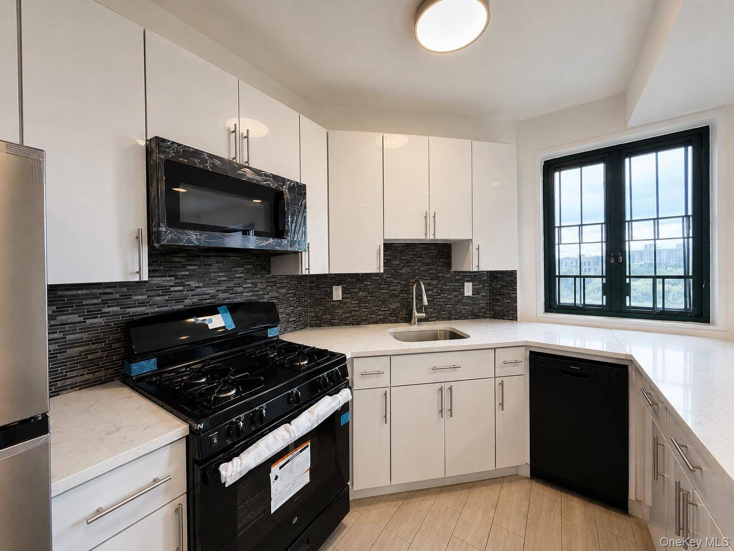 1594 Unionport RD #3H, Bronx, NY 10462